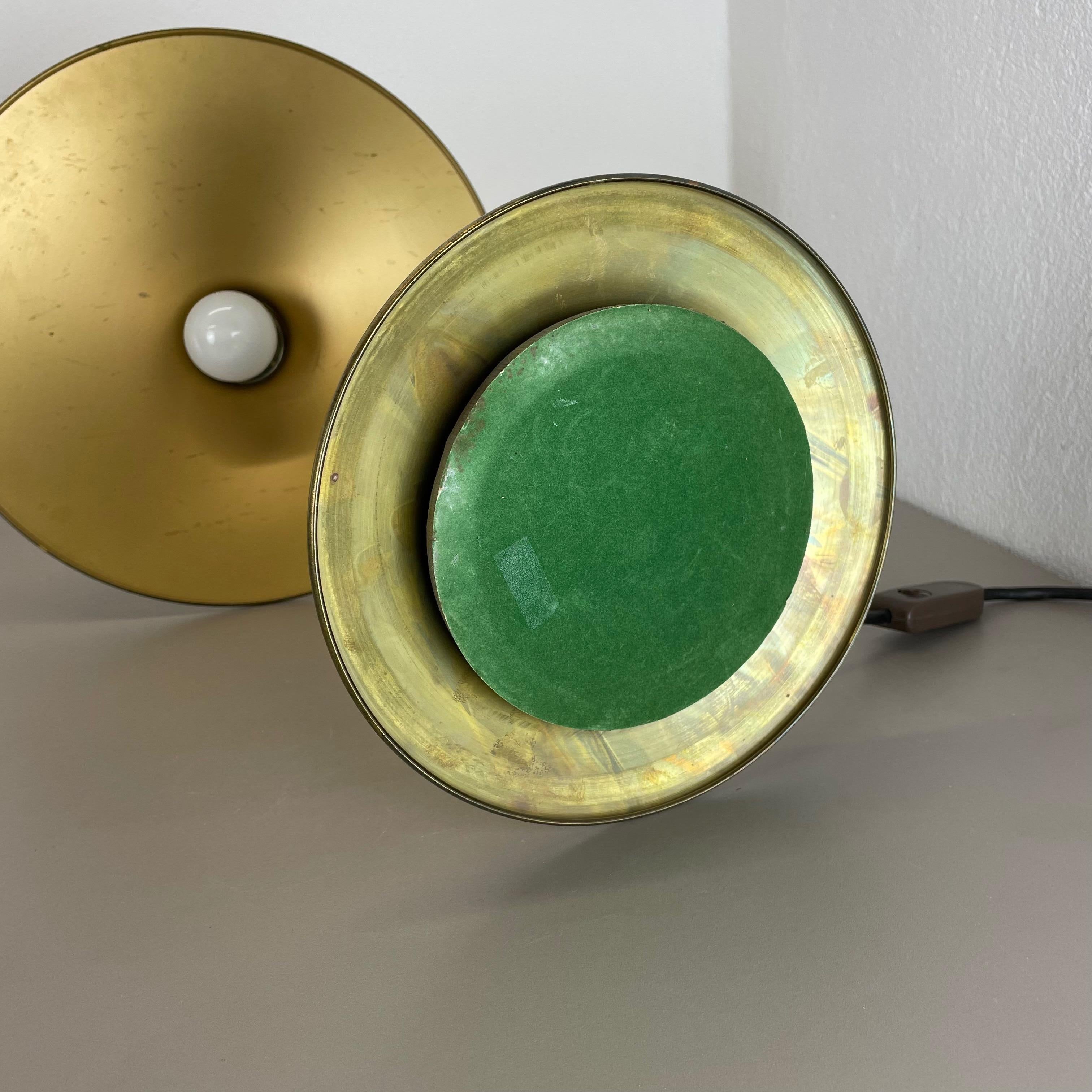 Original Lámpara de mesa Sputnik de latón estilo Hollywood Regency Stilnovo, Italia Años 70 en venta 13