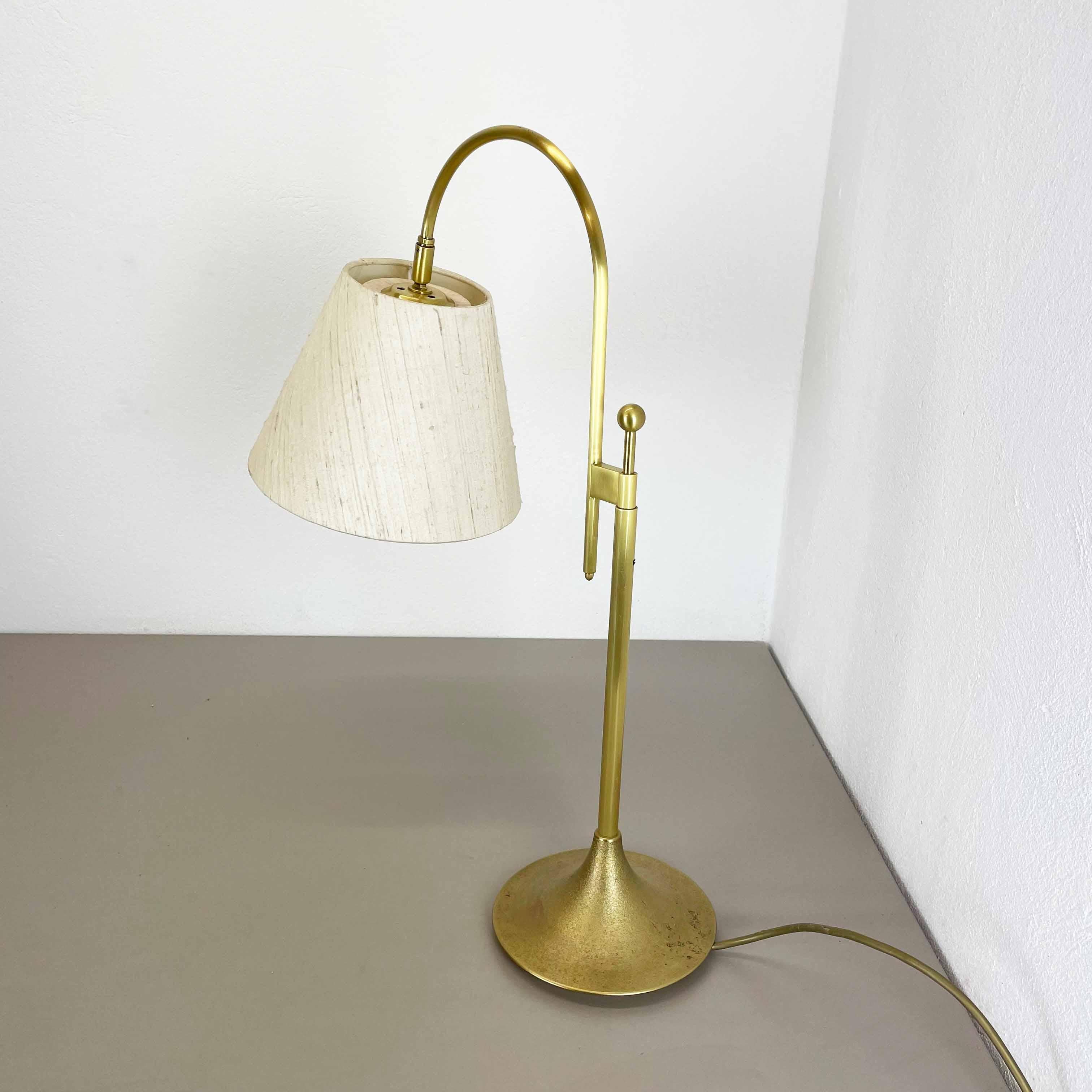 Italian Original Hollywood Regency Stilnovo Style Brass Sputnik Table Light, Italy 1970s For Sale