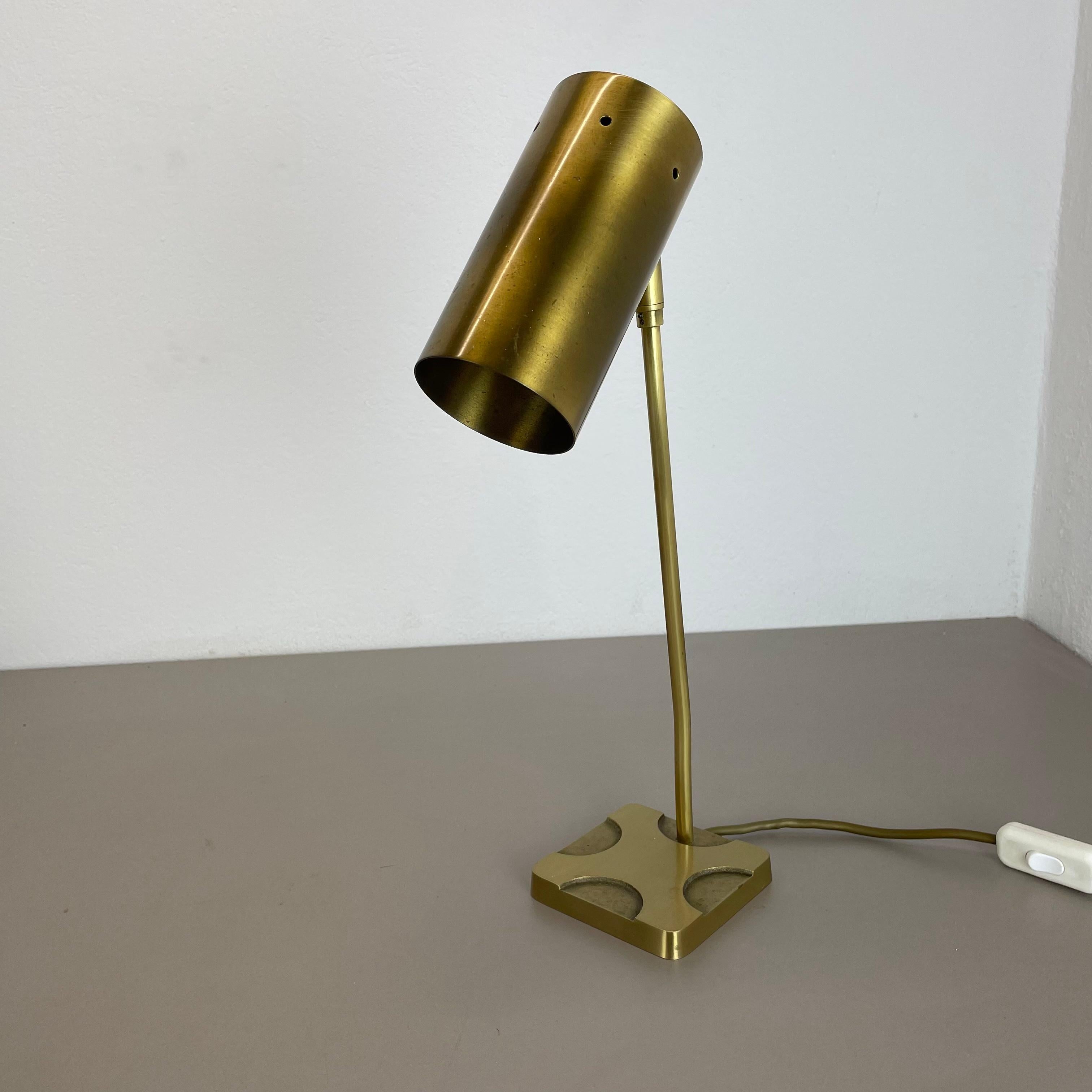 Austrian Original Hollywood Regency Stilnovo Style Brass Sputnik Table Light, Italy 1970s For Sale