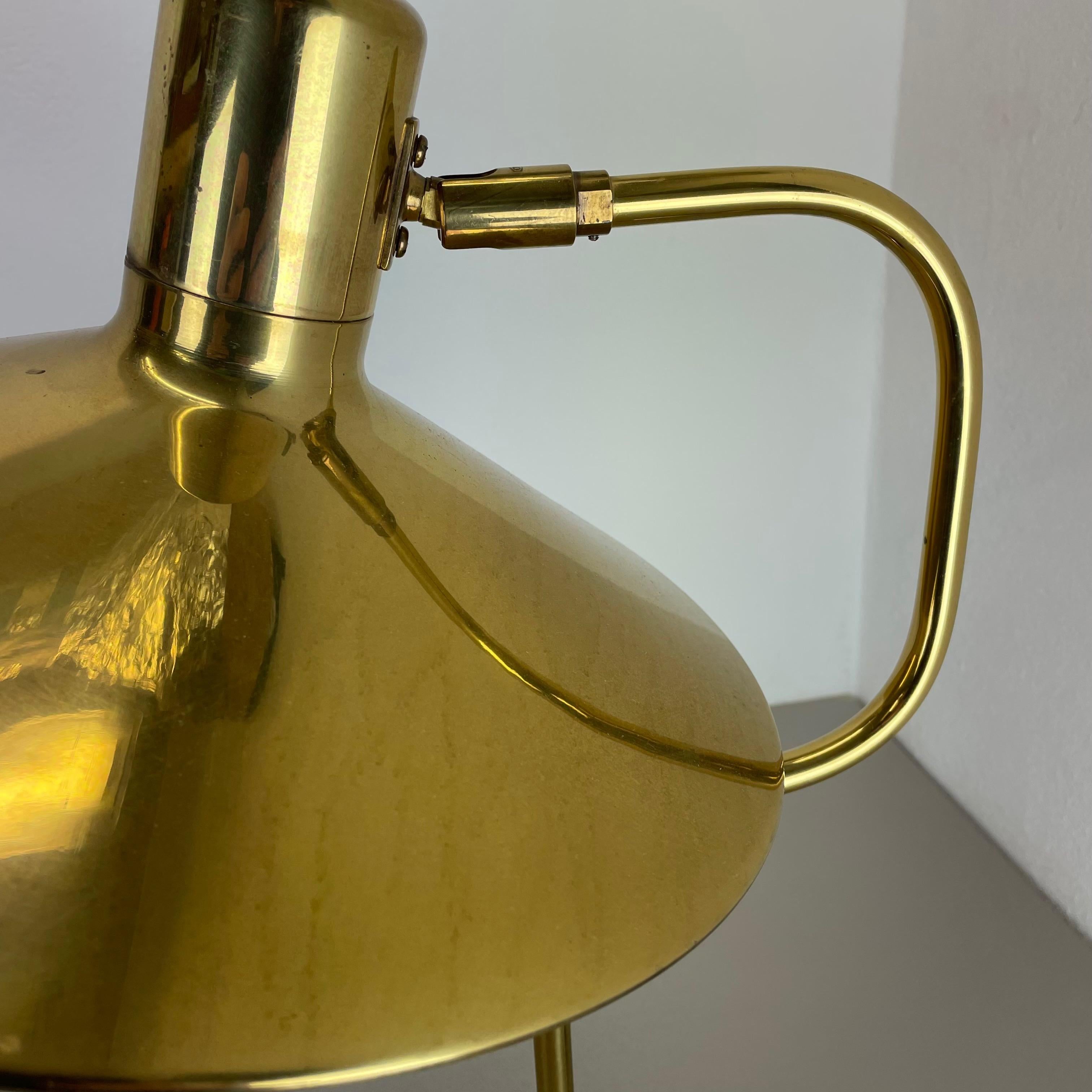 Original Lámpara de mesa Sputnik de latón estilo Hollywood Regency Stilnovo, Italia Años 70 en Bueno estado para la venta en Kirchlengern, DE