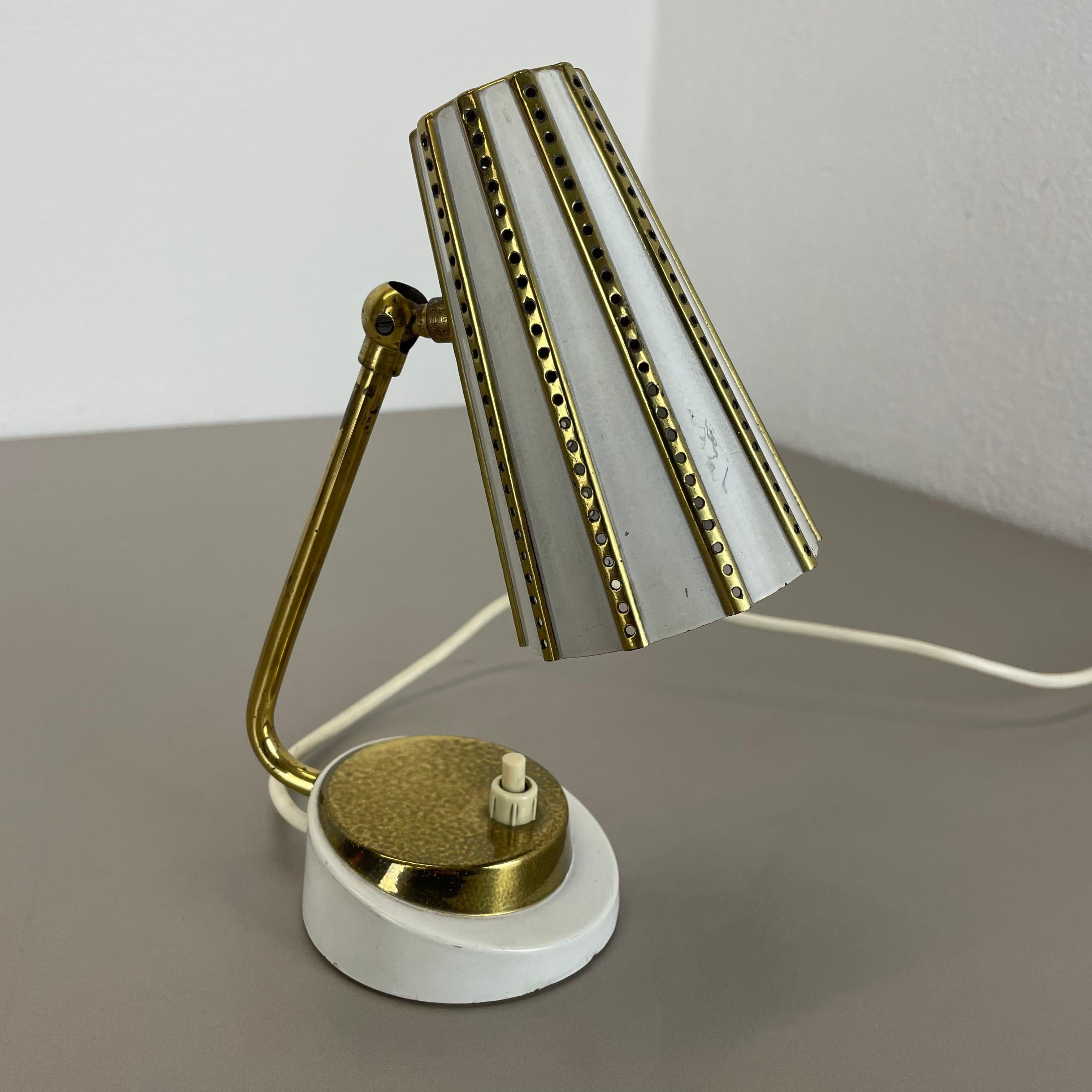 italien Lampe de bureau originale de style Hollywood Regency en forme de Sputnik de Stilnovo, Italie, années 1950 en vente