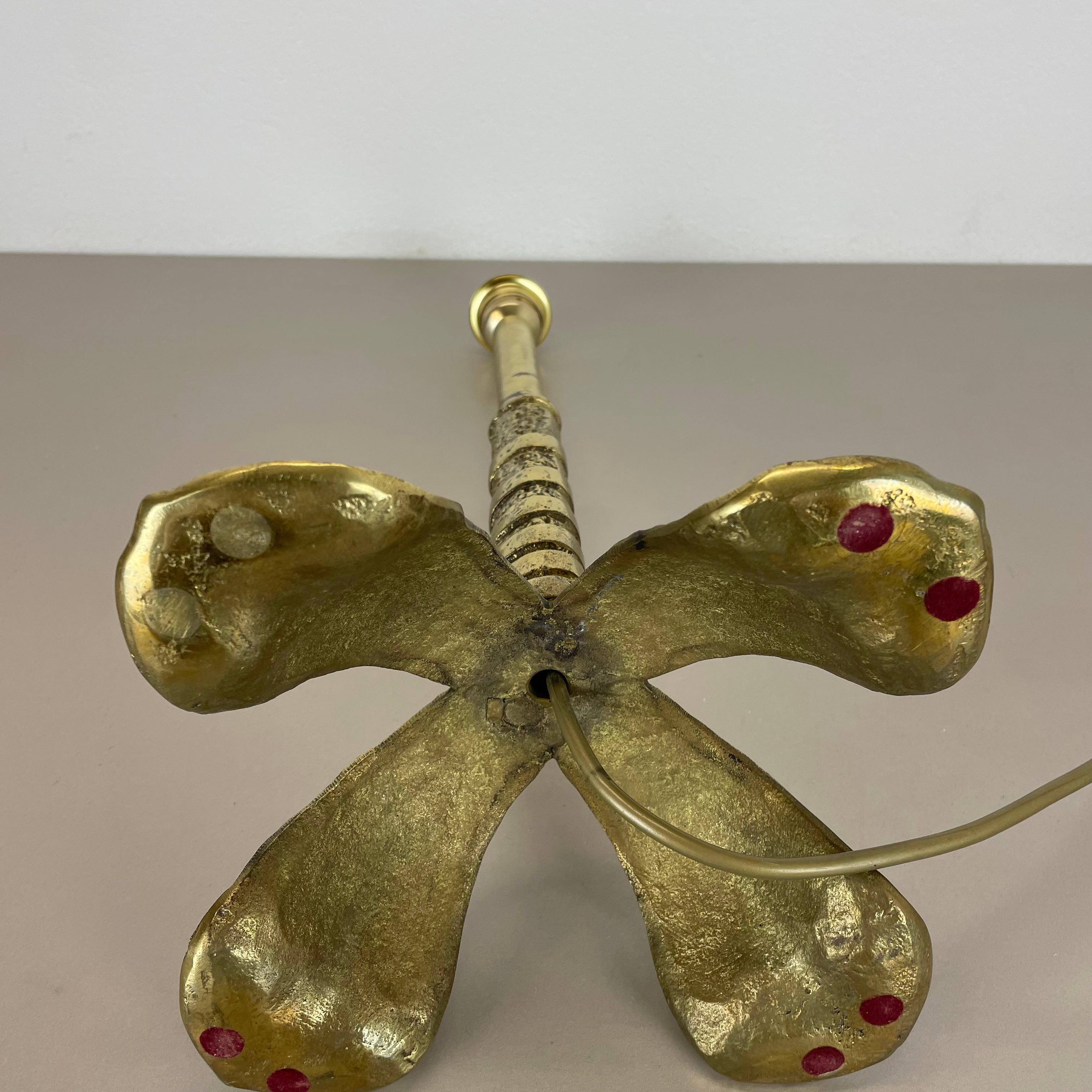 Original Hollywood Regency Style Floral Brutalist Brass Table Light, Italy 1970s For Sale 6