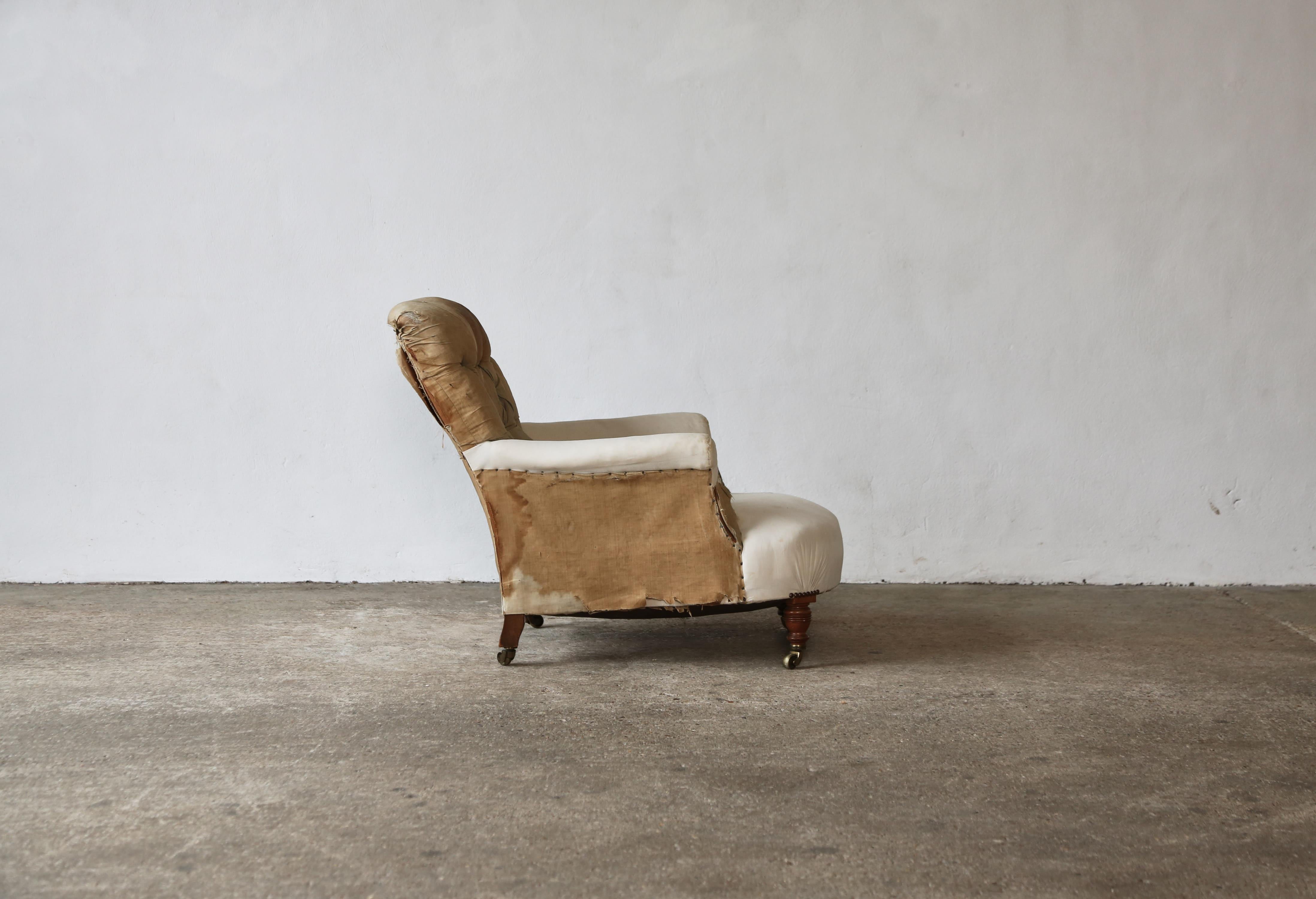 Original Howard and Sons Armchair, England, 19th Century In Good Condition For Sale In LEWES, GB