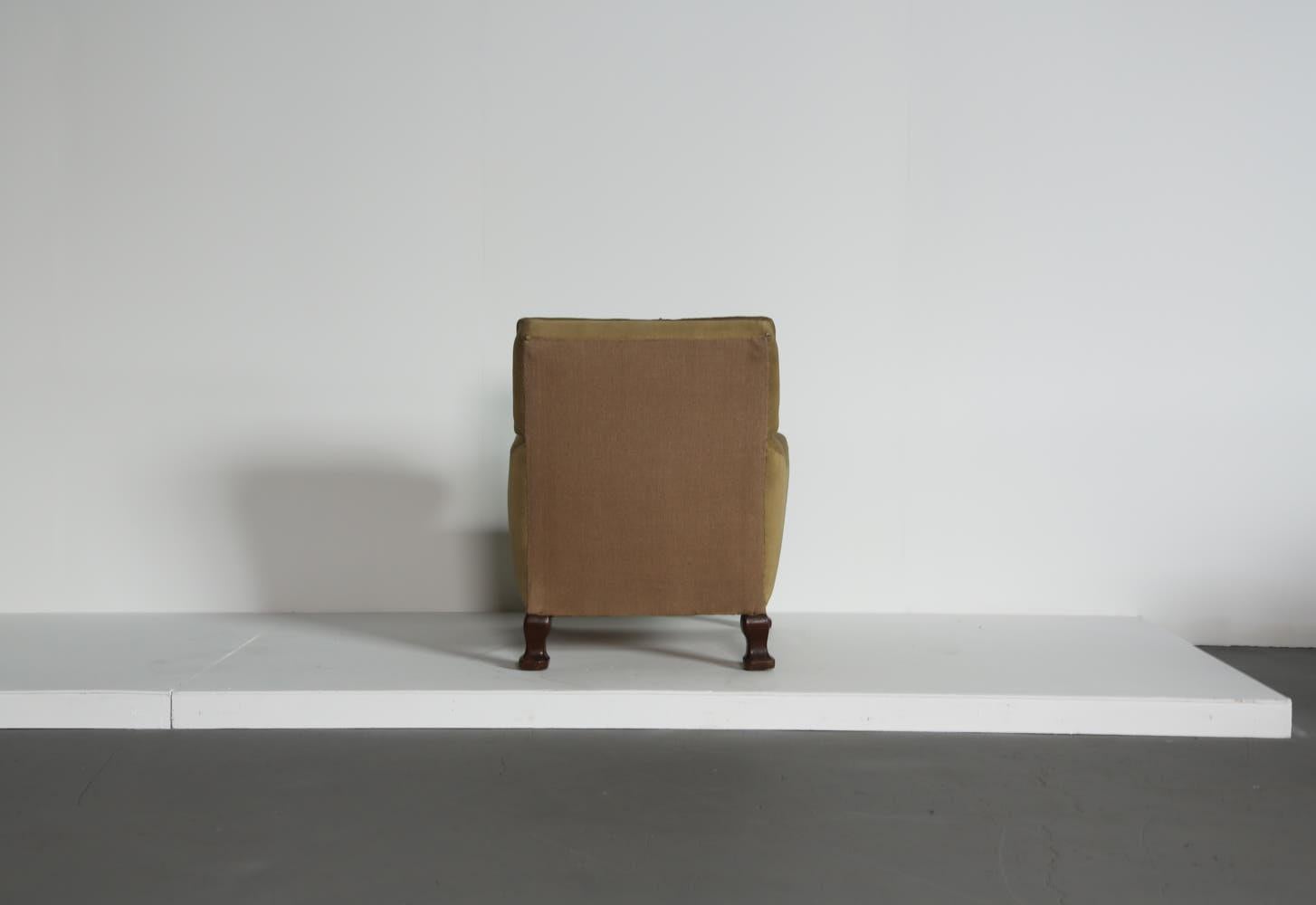 Original Howard Era Armchair, England, 19th Century, for Reupholstery For Sale 2