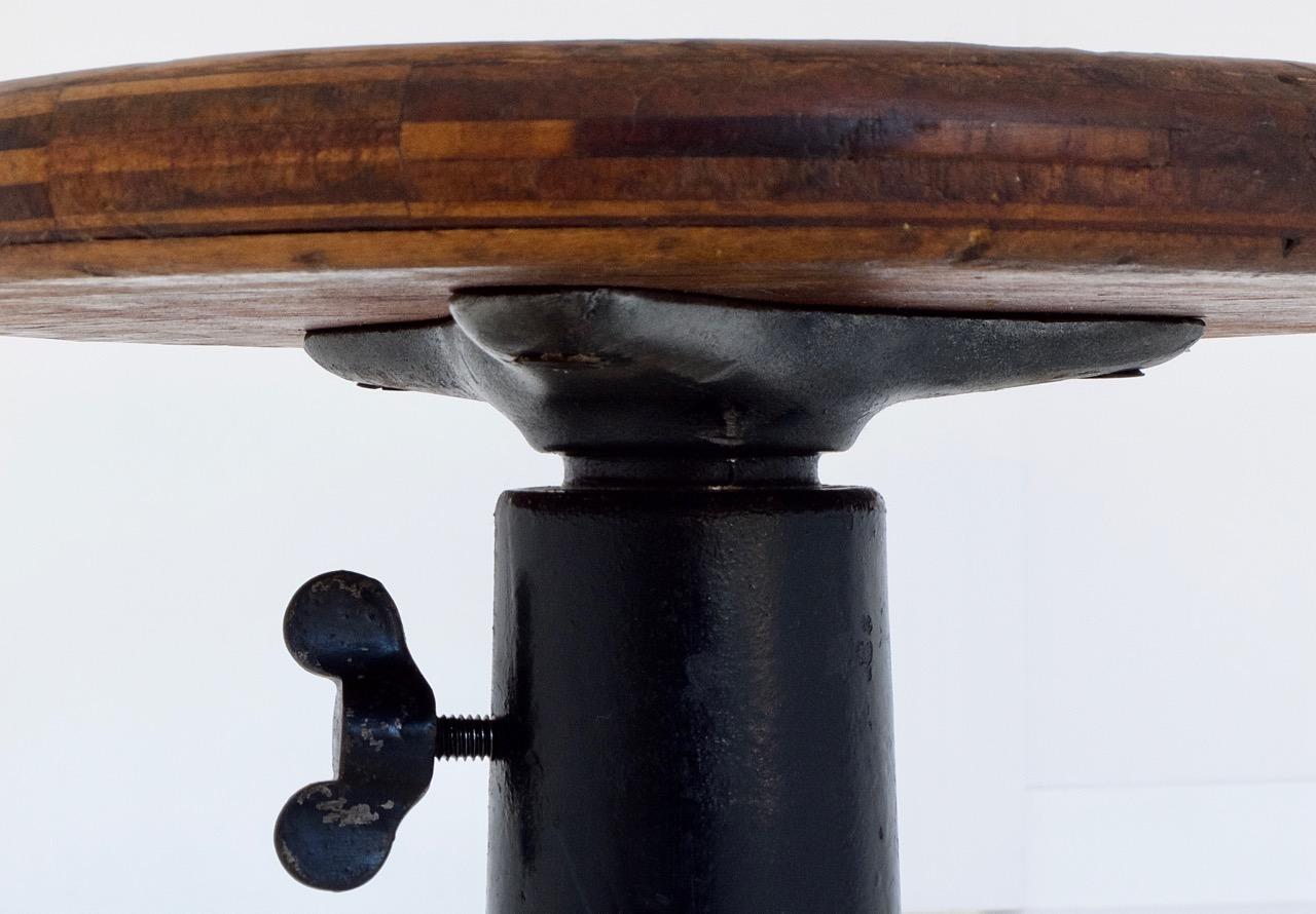 Original Industrial Singer Stool, Height Adjustable, circa 1930 5