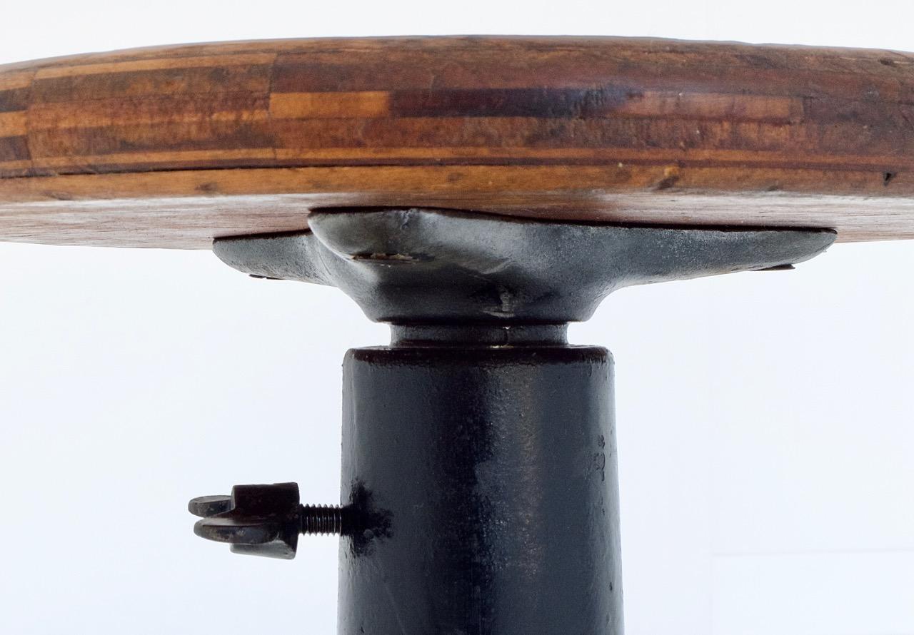 Original Industrial Singer Stool, Height Adjustable, circa 1930 7