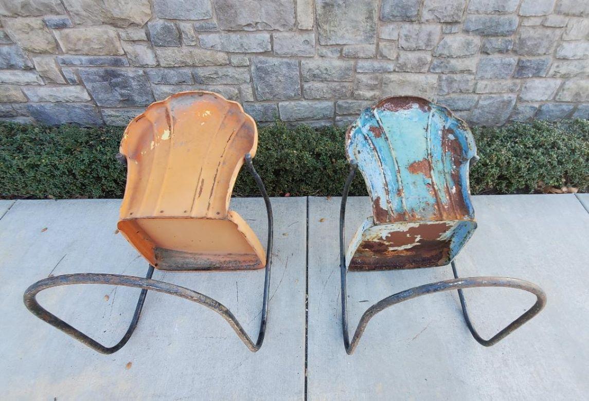 Original Iron Shellback Clamshell Lawn & Patio Chairs Mid Century Modern 1940s For Sale 3