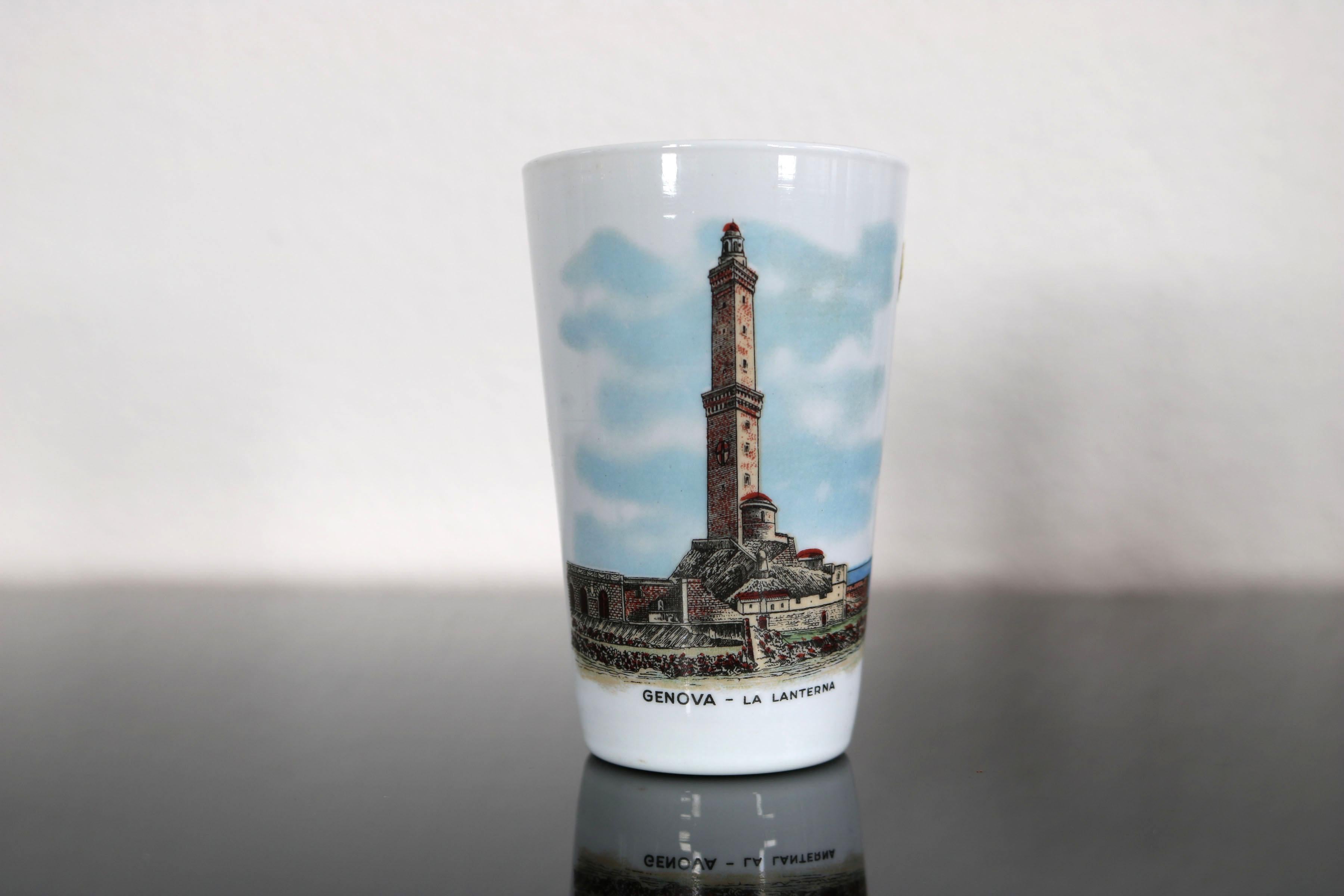 Milieu du XXe siècle Pichet italien original des années 1950 avec 5 tasses à motif souvenir,  verre Murano en vente