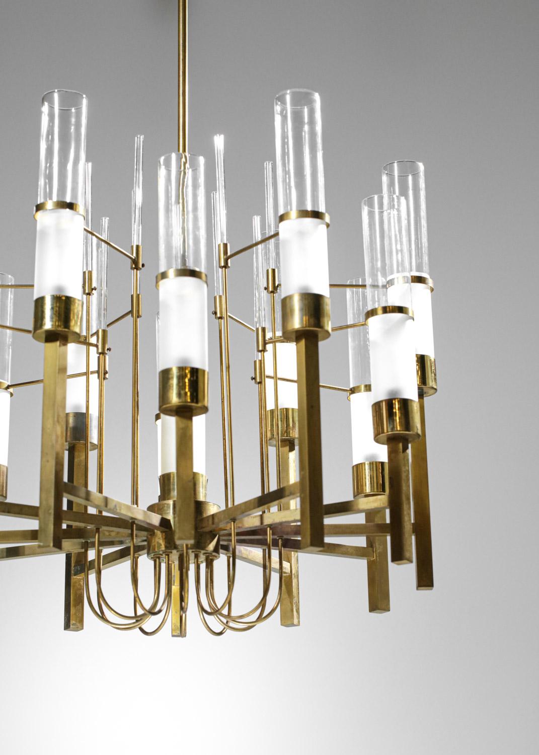 Mid-Century Modern Original Italian Chandelier by Gaetano Sciolari 1960s in Brass and Glass Tubes For Sale