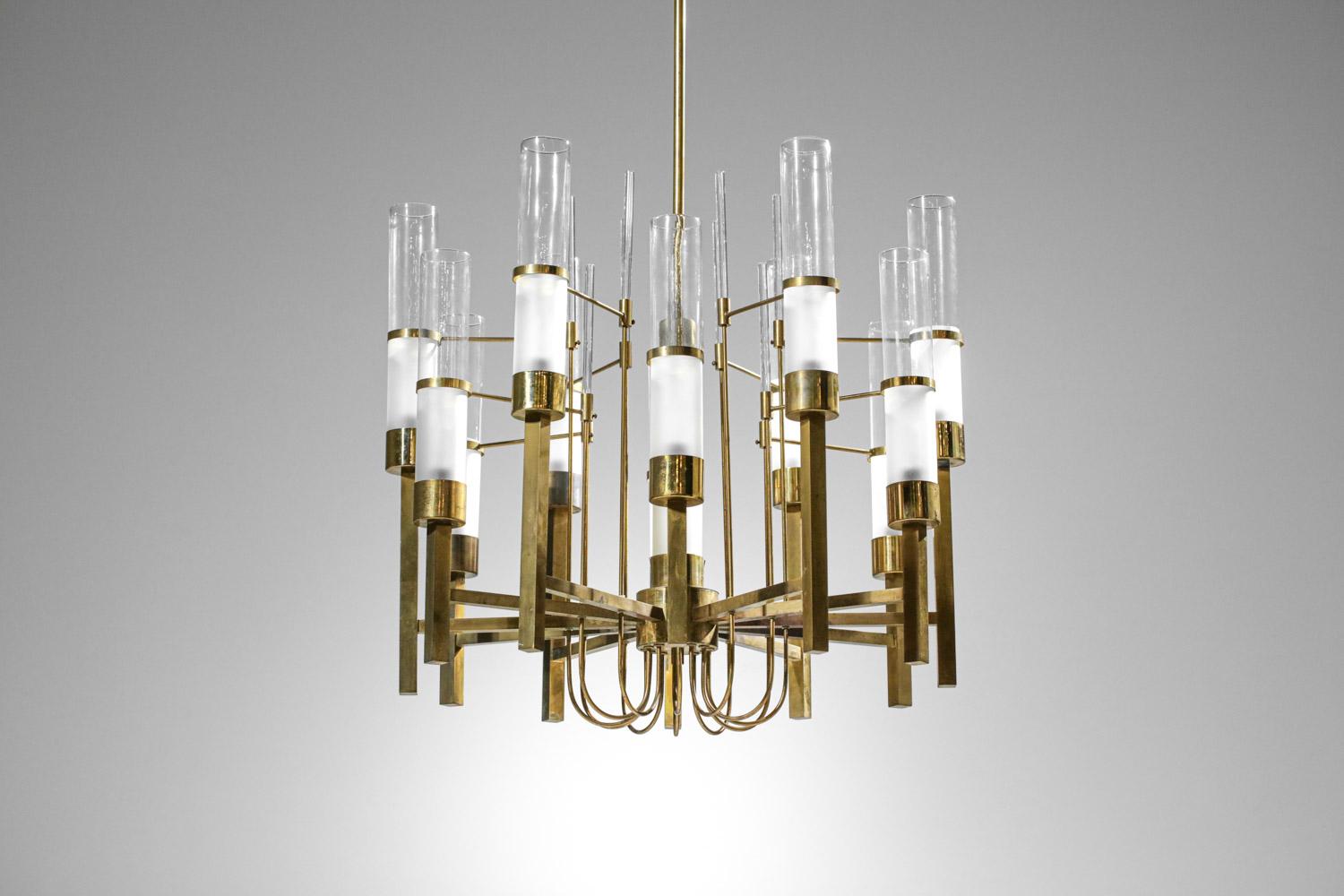 Original Italian Chandelier by Gaetano Sciolari 1960s in Brass and Glass Tubes In Good Condition For Sale In Lyon, FR