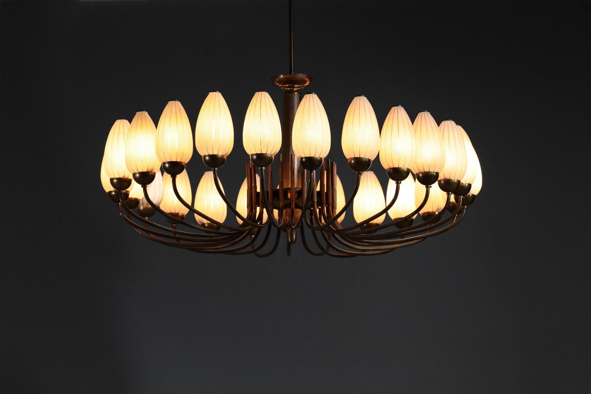 Original Italian Large Chandelier 24-Light, 1950s Style Gio Ponti Lelli Angelo 9