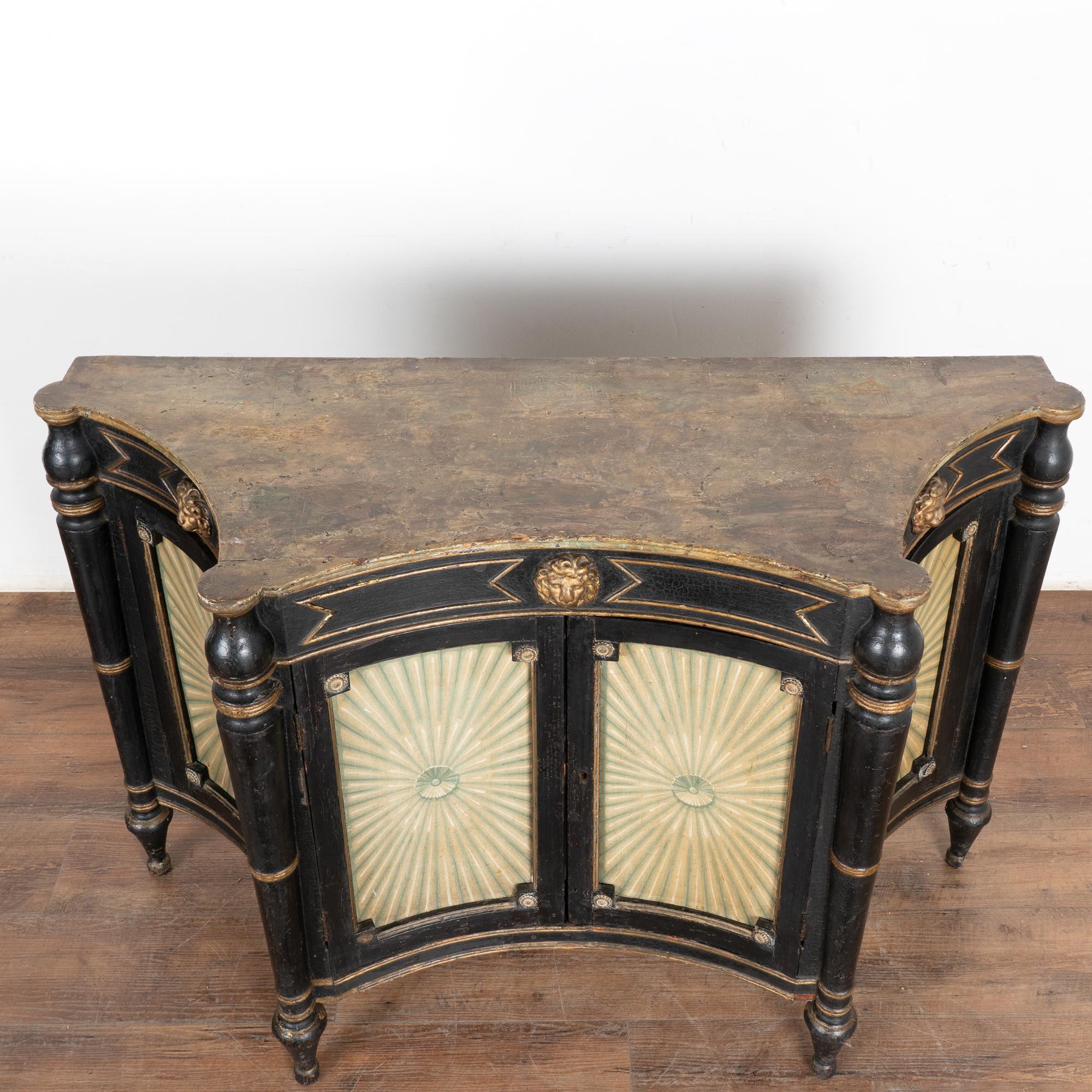 19th Century Original Italian Painted Sideboard with Four Concave Doors, circa 1820-40