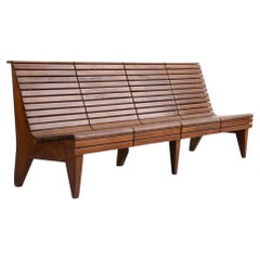 Banc de gare italien original en bois de châtaignier et de hêtre, années 1940