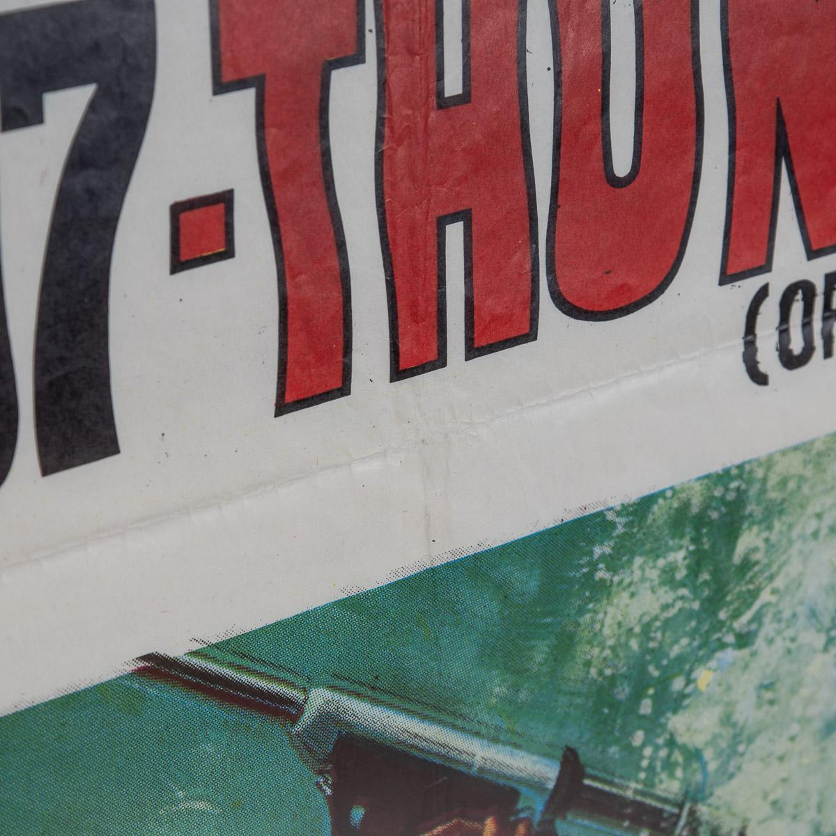 Original Italian Re-Release James Bond 'Thunderball' Poster, c.1971 For Sale 12