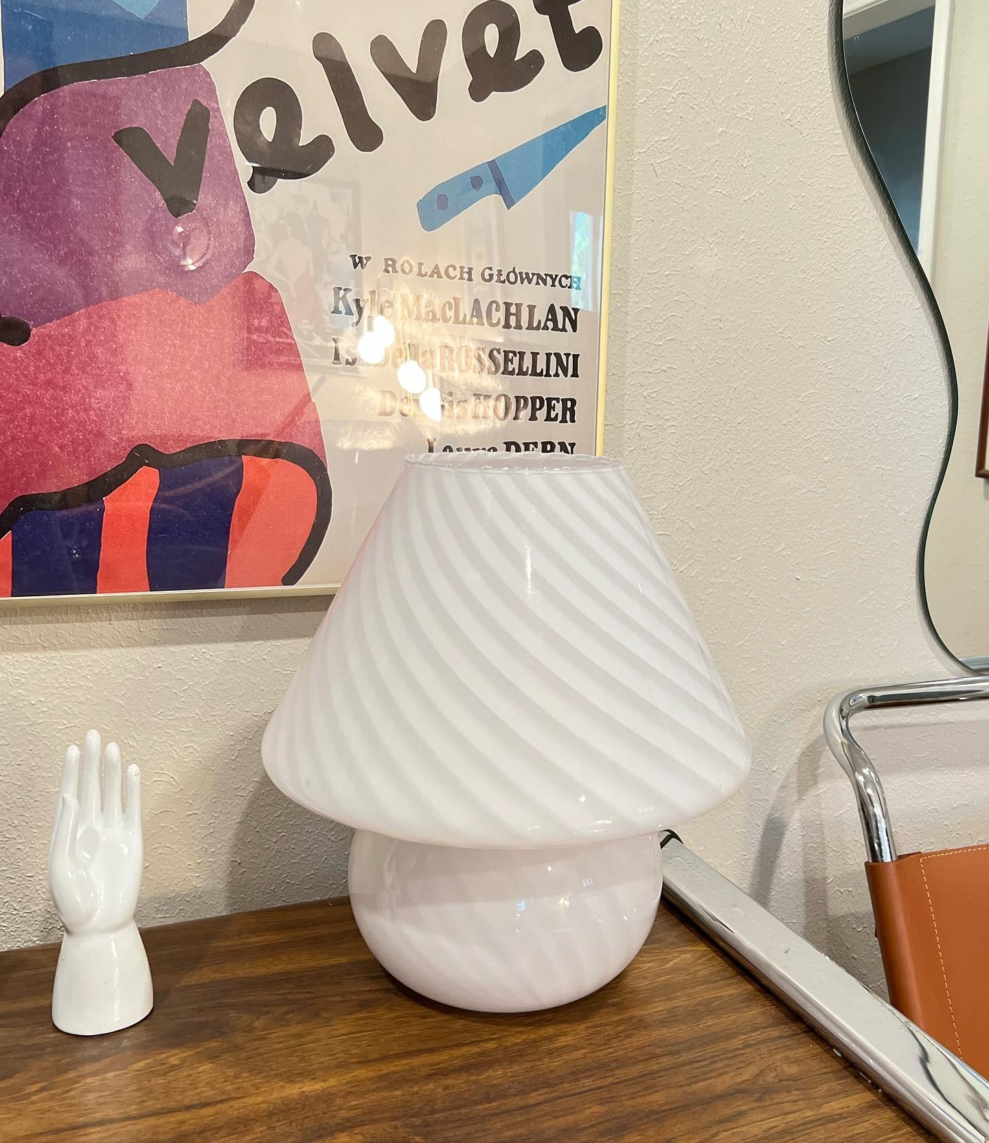 Milieu du XXe siècle Lampe champignon italienne Vetri Murano fabriquée à la main