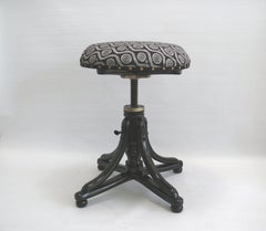 Sgabello originale J.&J. Sgabello per pianoforte Kohn, primi anni '20. Secolo