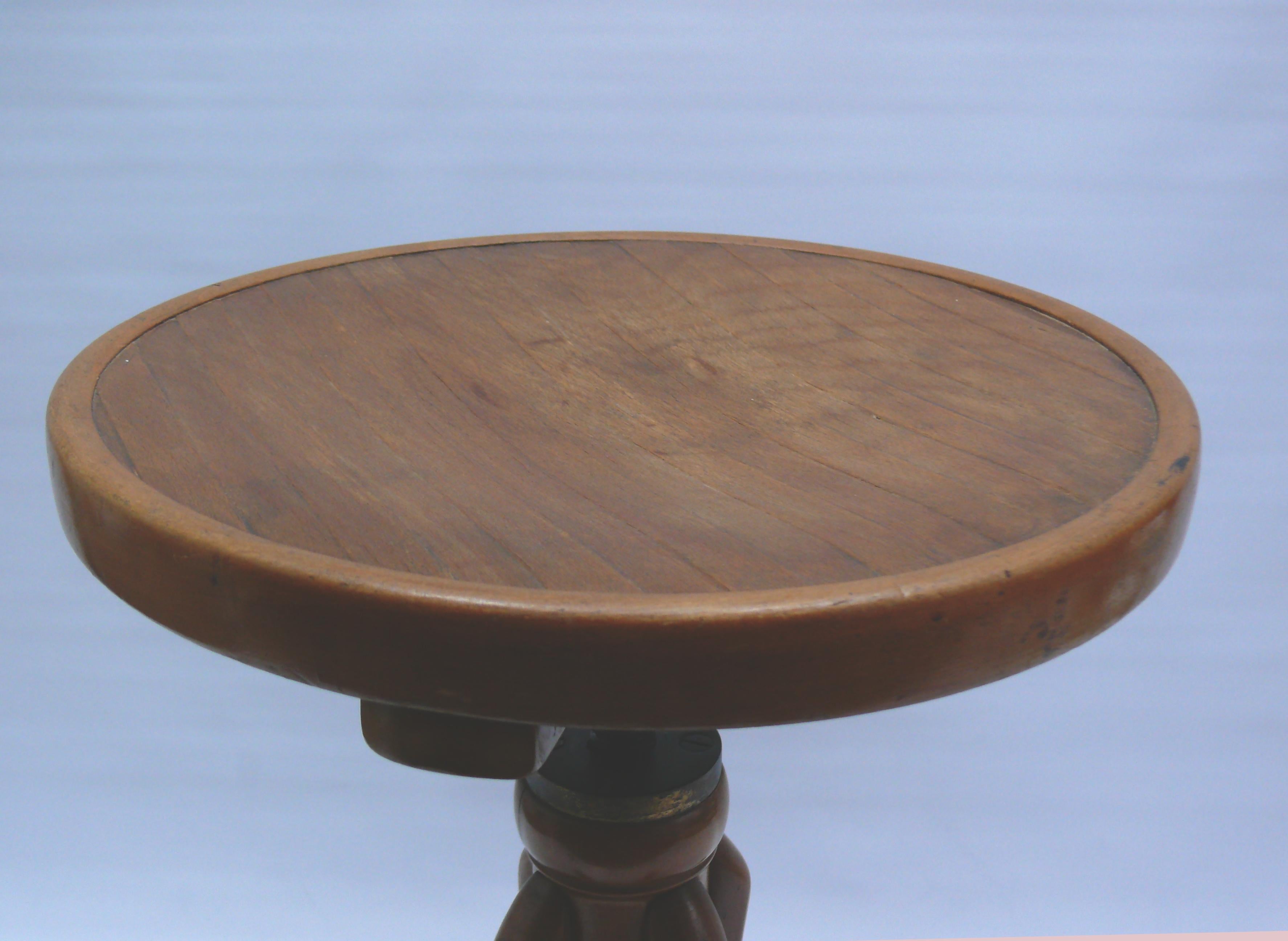 Original J.&J. Kohn Klavierhocker, Anfang 20. Jahrhundert im Zustand „Gut“ im Angebot in Schwerin, MV