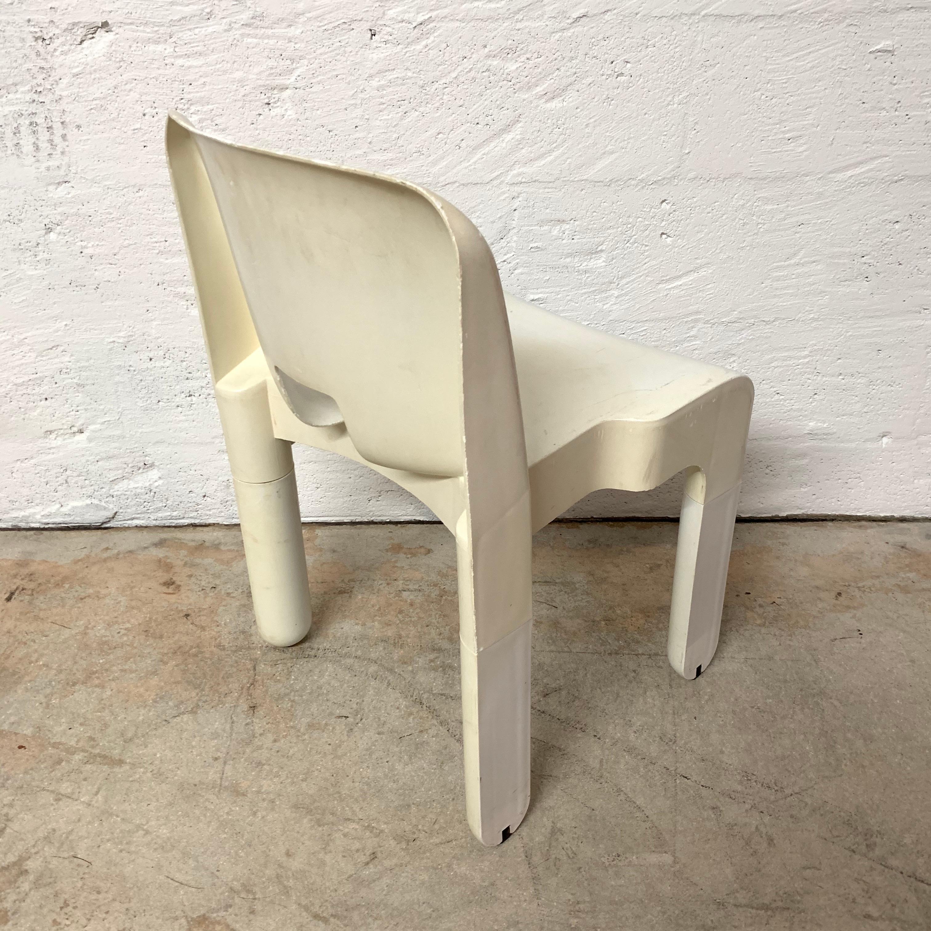 Mid-Century Modern Original Joe Colombo Universale Chair by Beylerian LTD for Kartell, Italy, 1960s For Sale