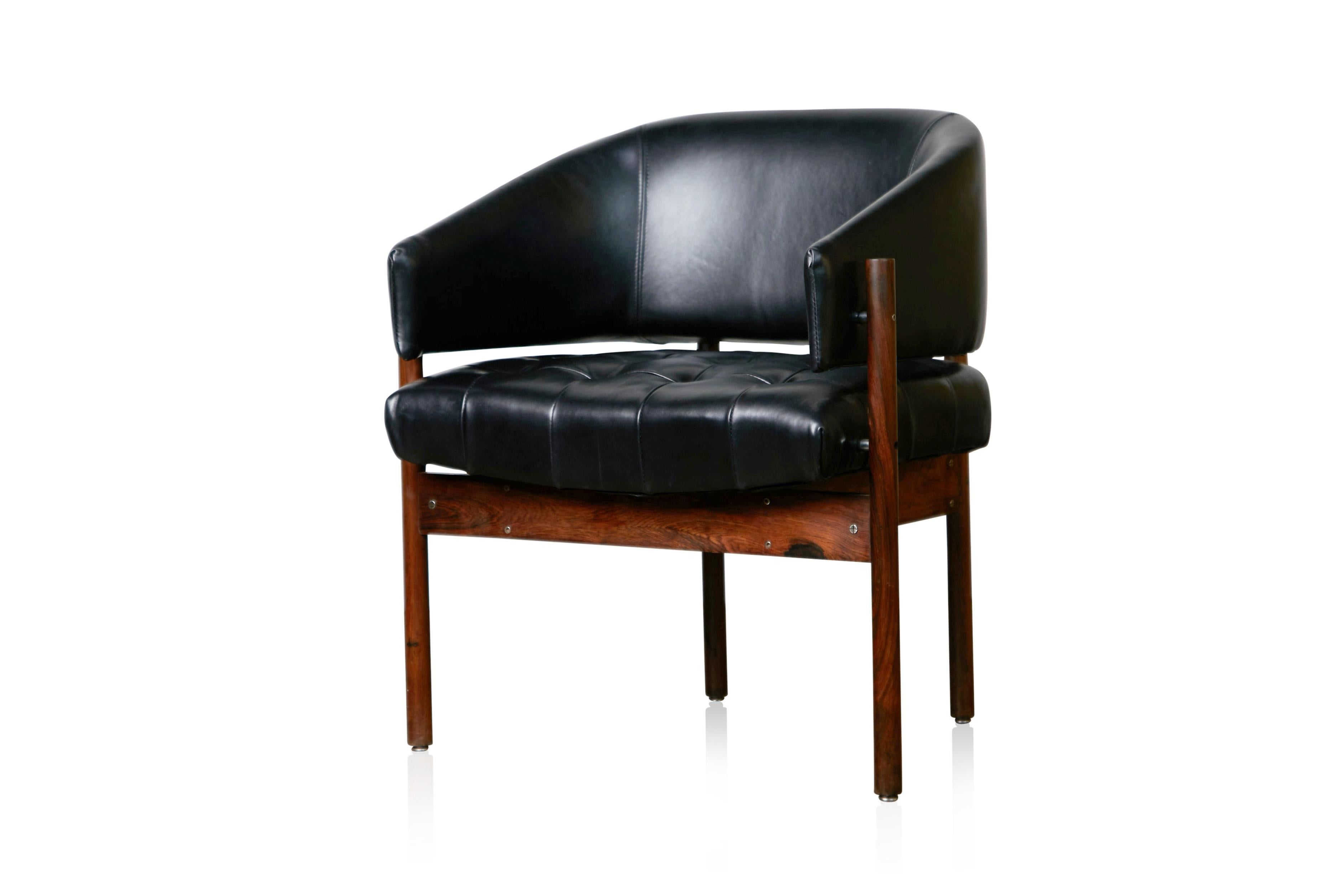 Jorge Zalszupin 'Senior' Rosewood & Leather Armchairs, Produced in 1972, Brazil 2