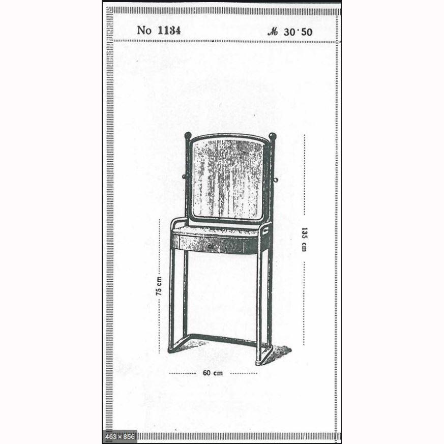An extraordinary modern furniture from the best period of his works. He made trendsetting Industrial designs for the bentwood-industrie. This dressing-table is from the 