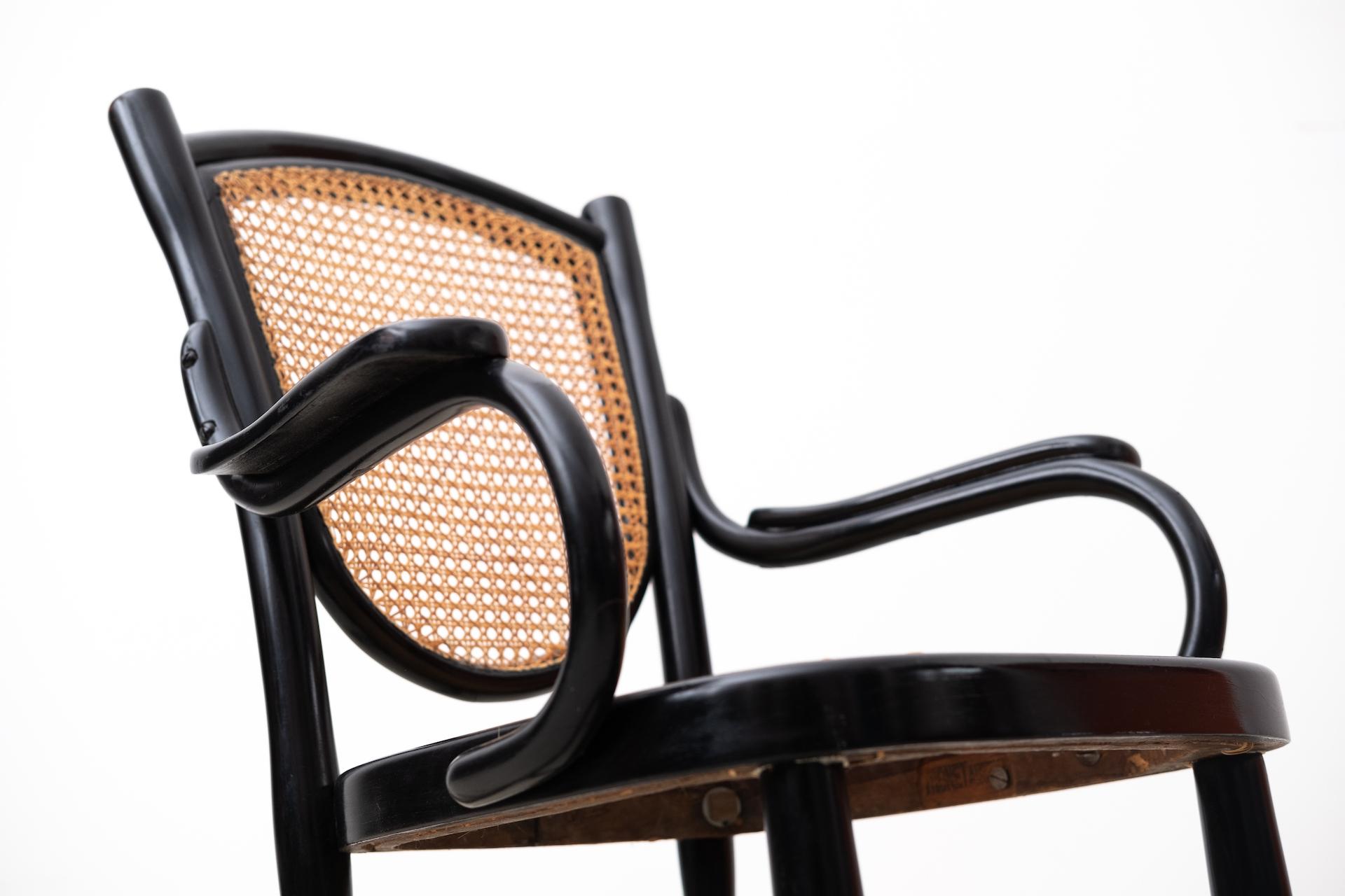 Original Jugendstil-Schaukelstuhl für Kinder, Gebrüder Thonet, Nr. 59 (1910) im Angebot 10