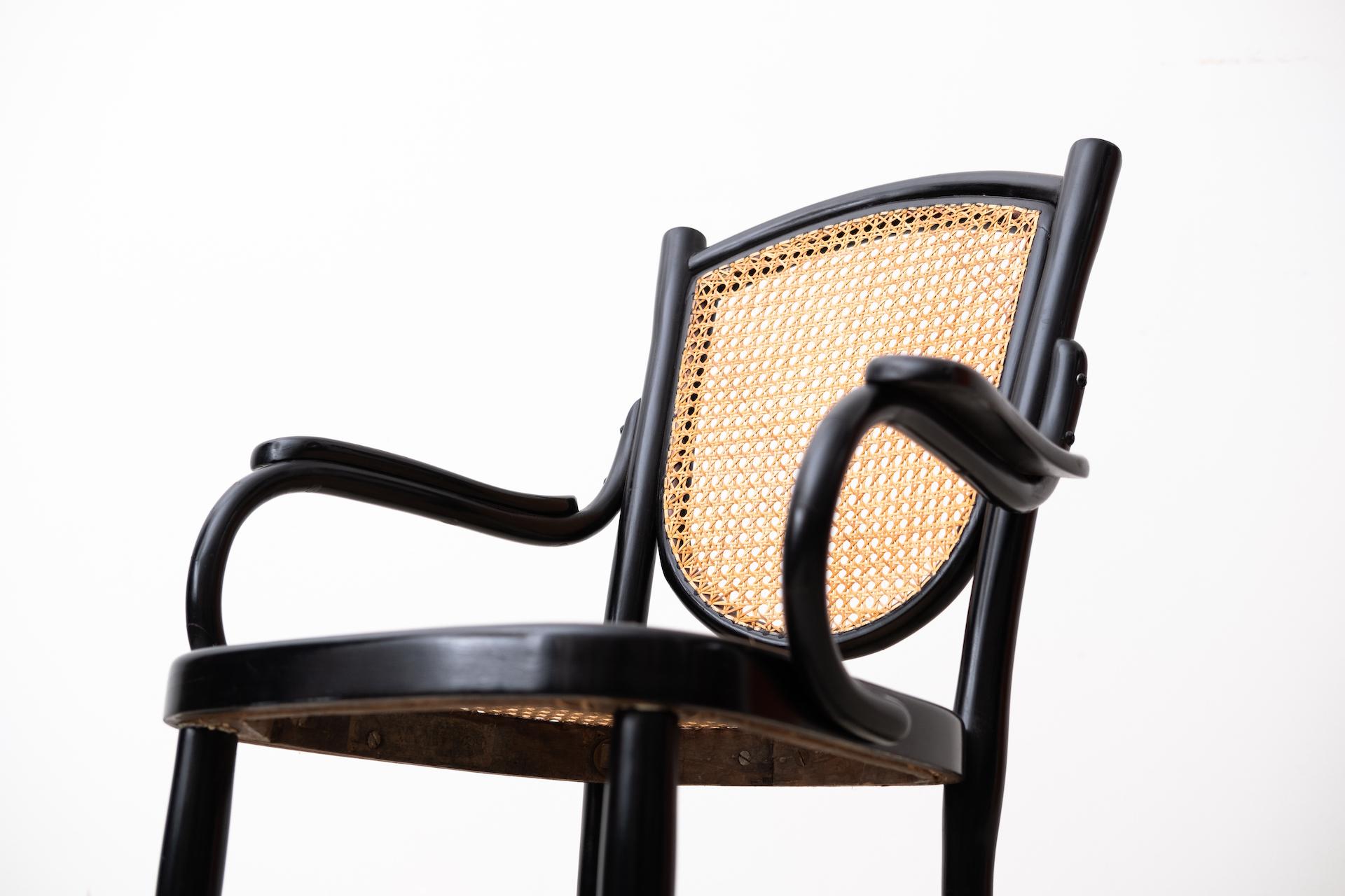 Original Jugendstil-Schaukelstuhl für Kinder, Gebrüder Thonet, Nr. 59 (1910) im Angebot 1