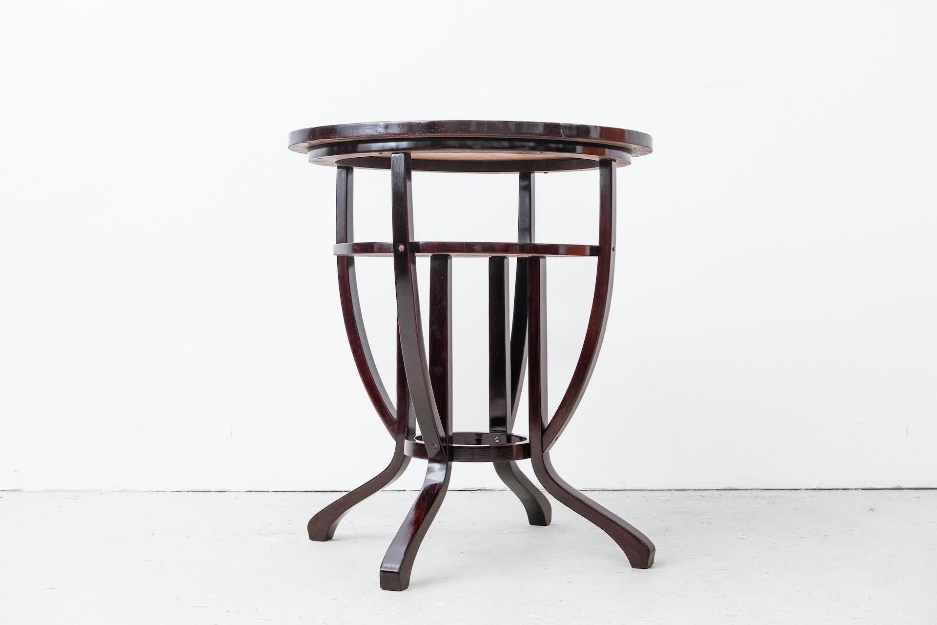 Original Jugendstil Tisch, Entwurf/Ausführung: Thonet (Koritschan, ab 1905) 3