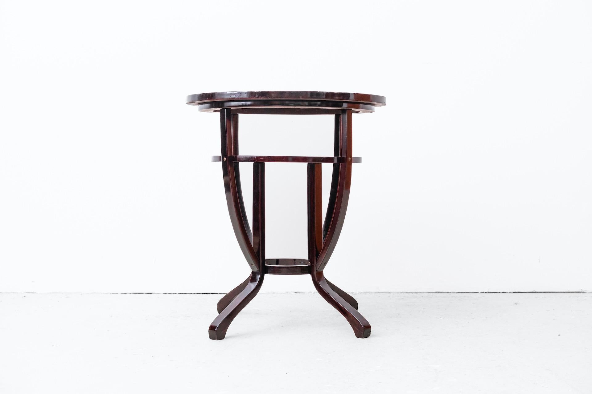Original Jugendstil Tisch, Entwurf/Ausführung: Thonet (Koritschan, ab 1905) 13