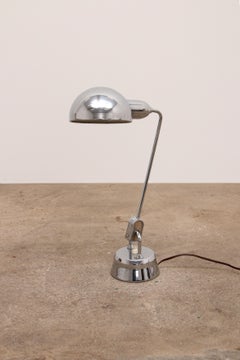 Lampe Jumo 600 sélectionnée par Charlotte Perriand