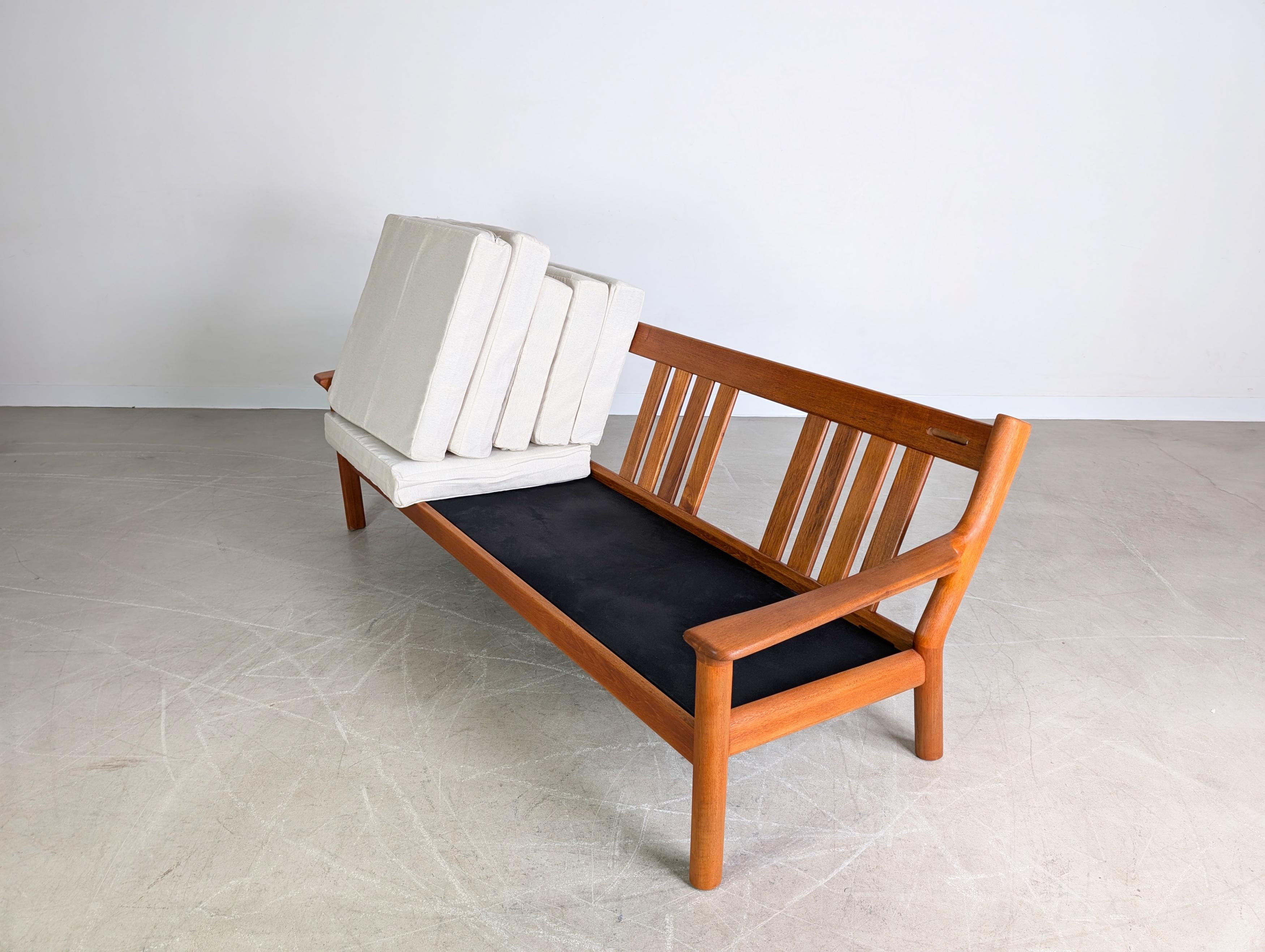 Original Juul Kristensen Midcentury Sofa Glostrup Couch Teak 1960 For Sale 1
