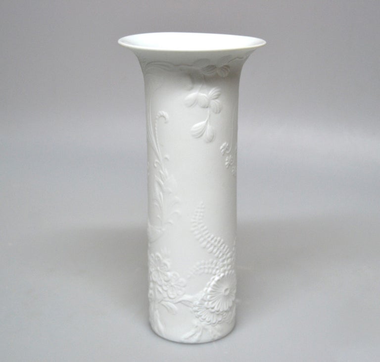 Original Kaiser White Bisque Ceramic Flower Vase, Made in West-Germany,  1960s For Sale at 1stDibs