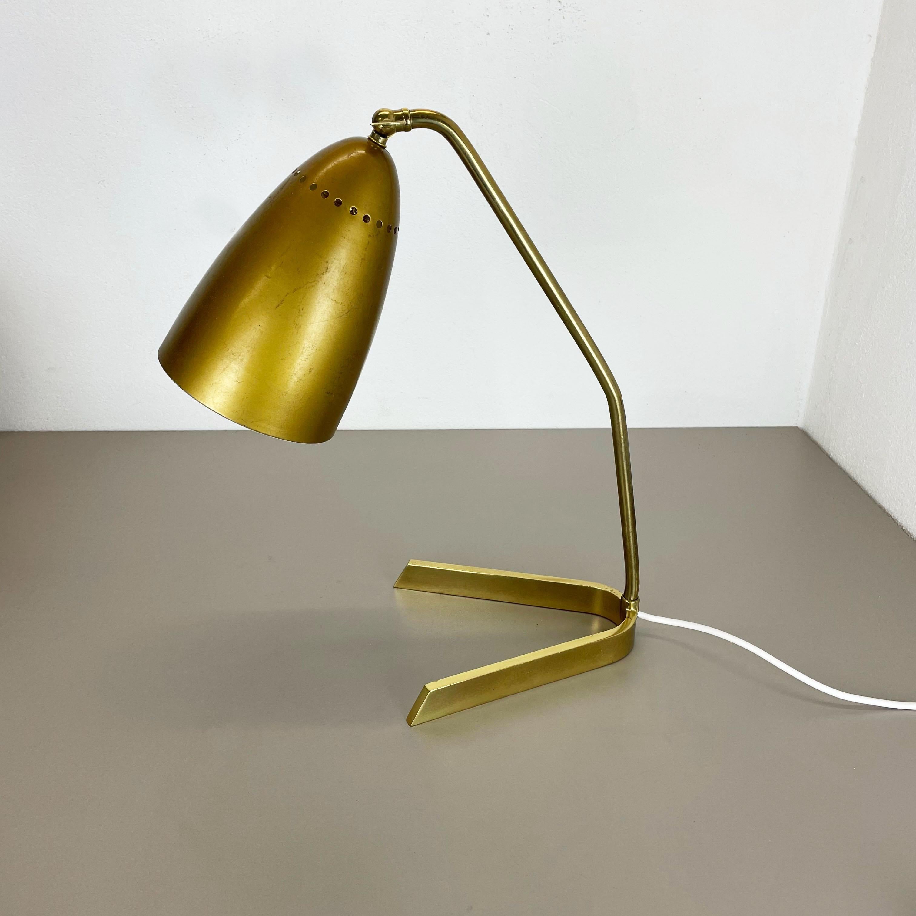 Mid-Century Modern Original Kalmar Style Hollywood Regency Brass Table Light, Austria, 1960s For Sale