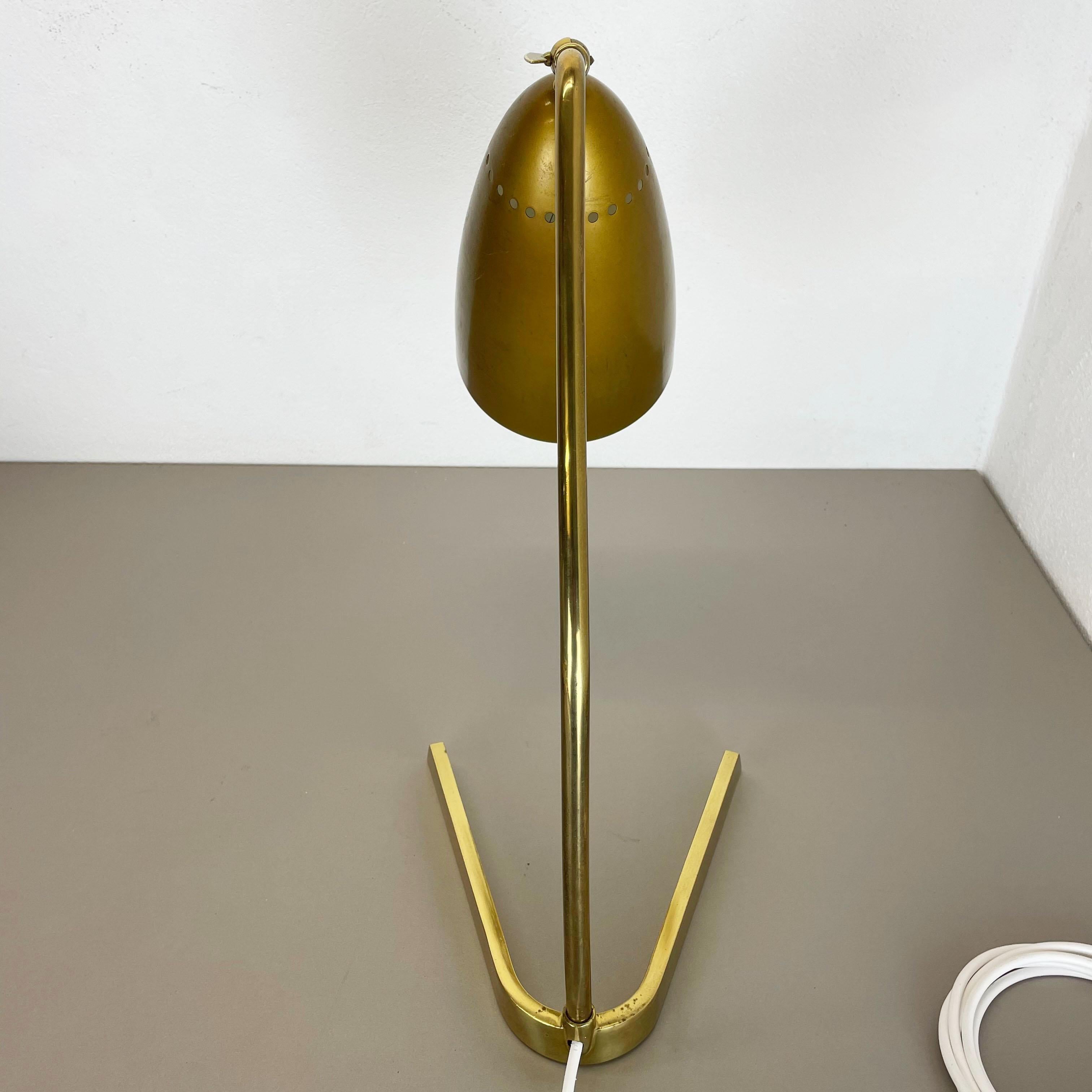 Austrian Original Kalmar Style Hollywood Regency Brass Table Light, Austria, 1960s For Sale