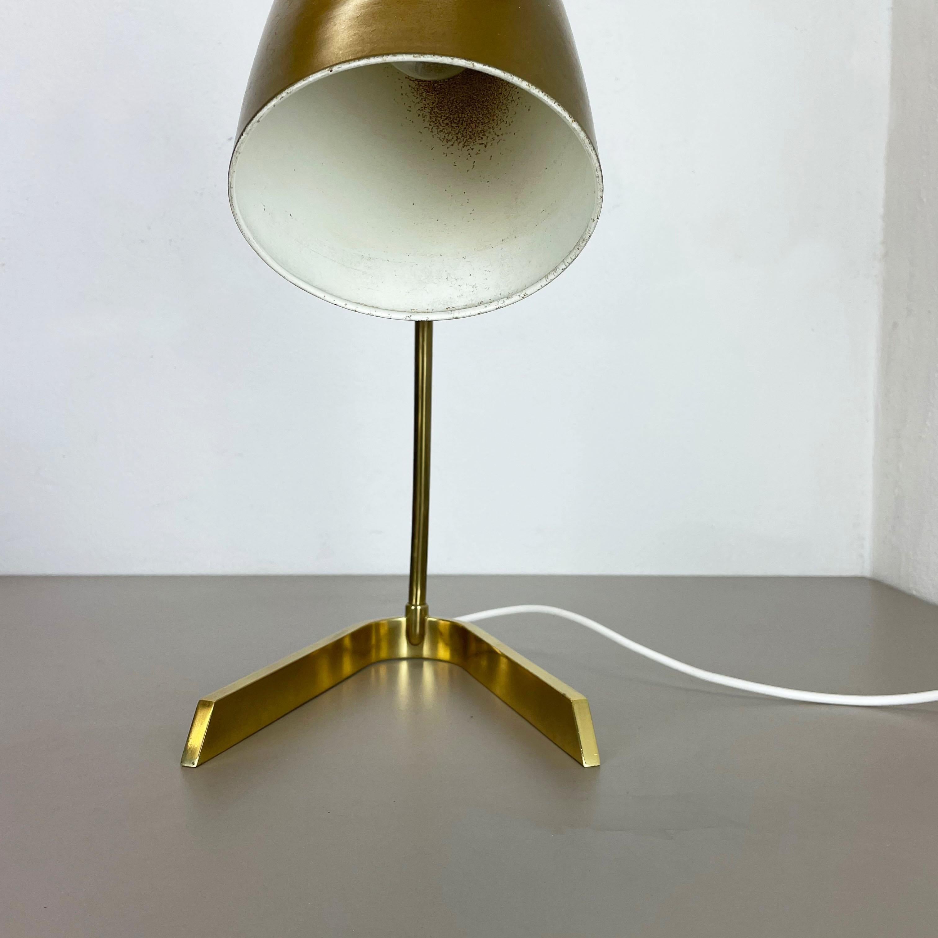 Original Kalmar Style Hollywood Regency Brass Table Light, Austria, 1960s For Sale 1
