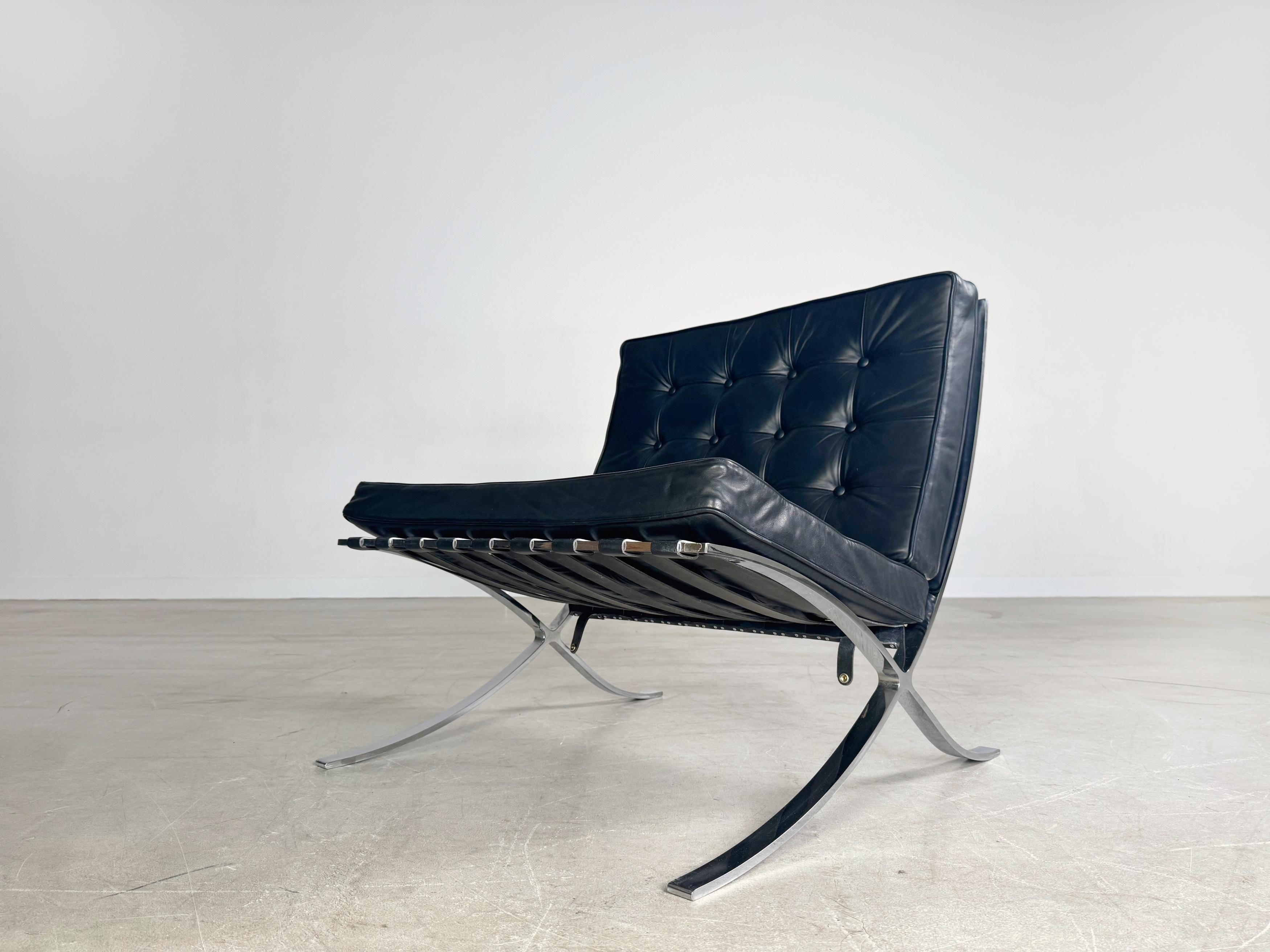Original Knoll Intenational Barcelona chair Mies van der Rohe 7