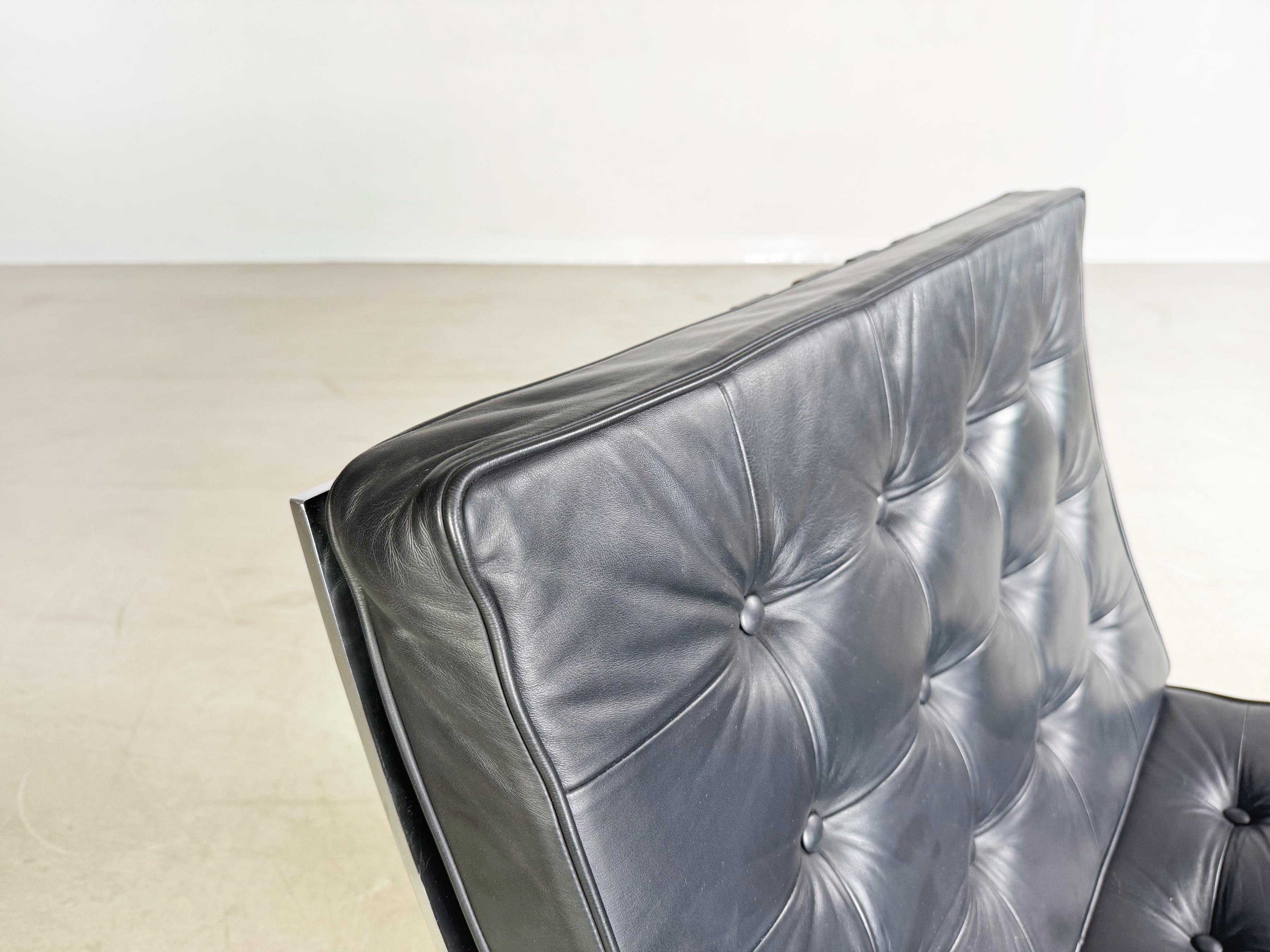 Late 20th Century Original Knoll Intenational Barcelona chair Mies van der Rohe