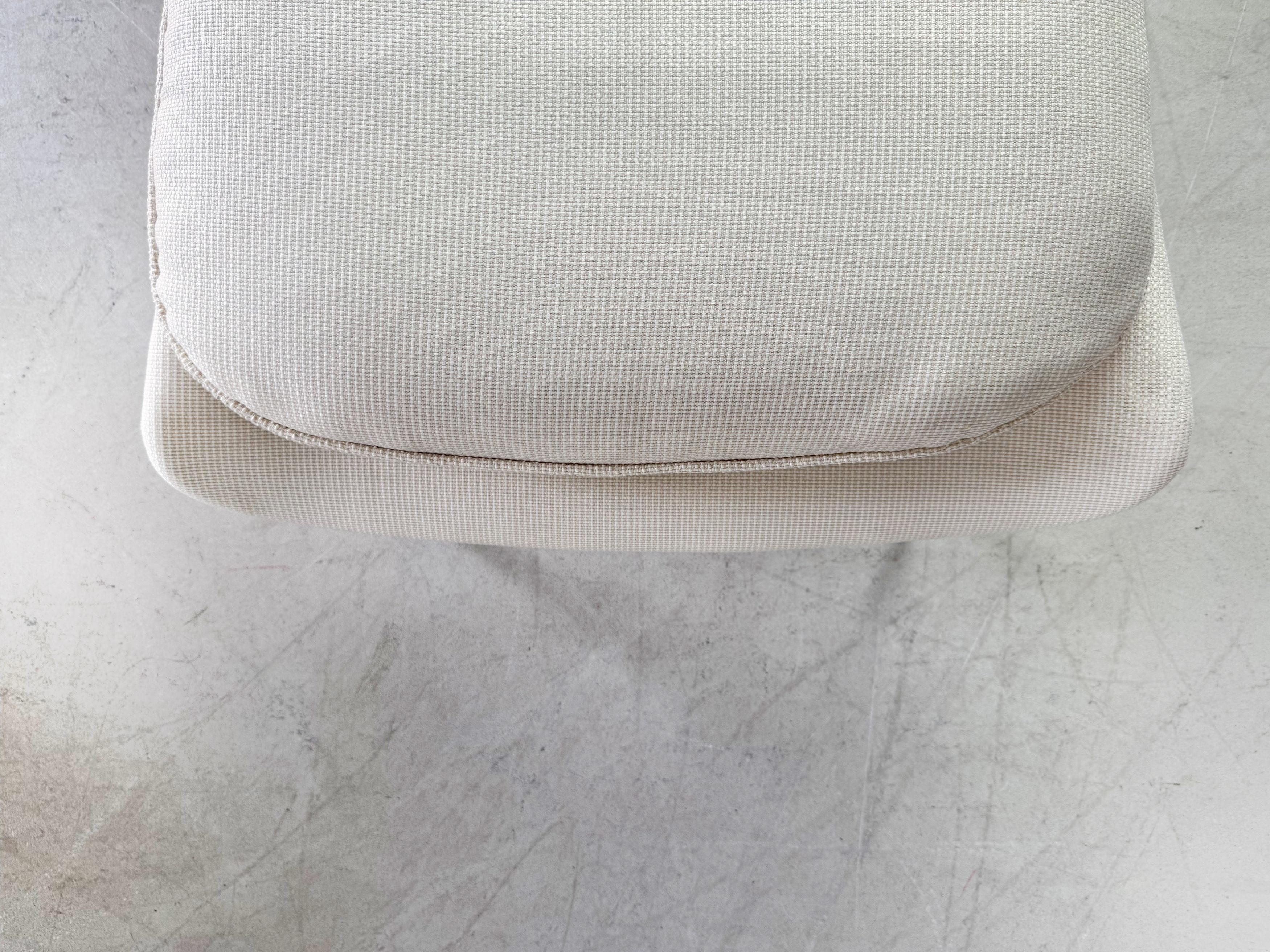Sedia originale Knoll Intenational Eero Saarinen Sessel Womb del 1980 in vendita 2
