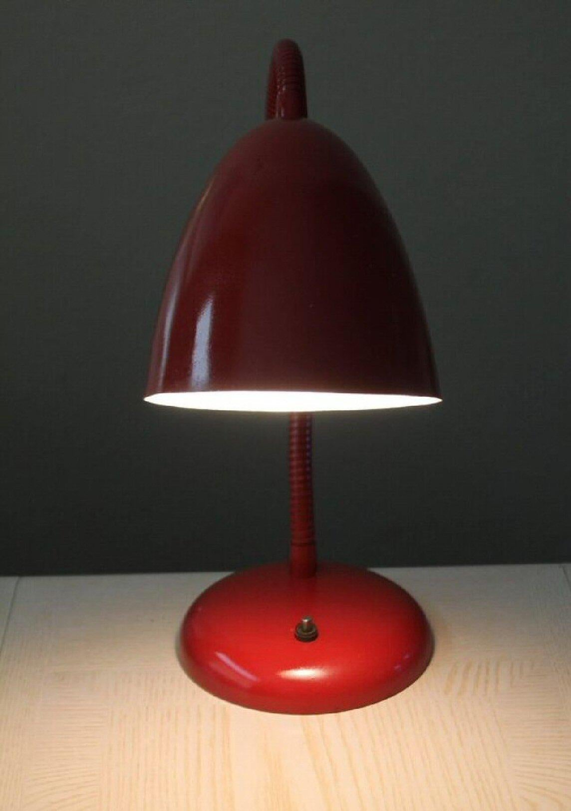 Enameled Iconic! Kurt Versen Gooseneck Table Desk Lamp. Mid Century Modern 40s Red #4410 For Sale