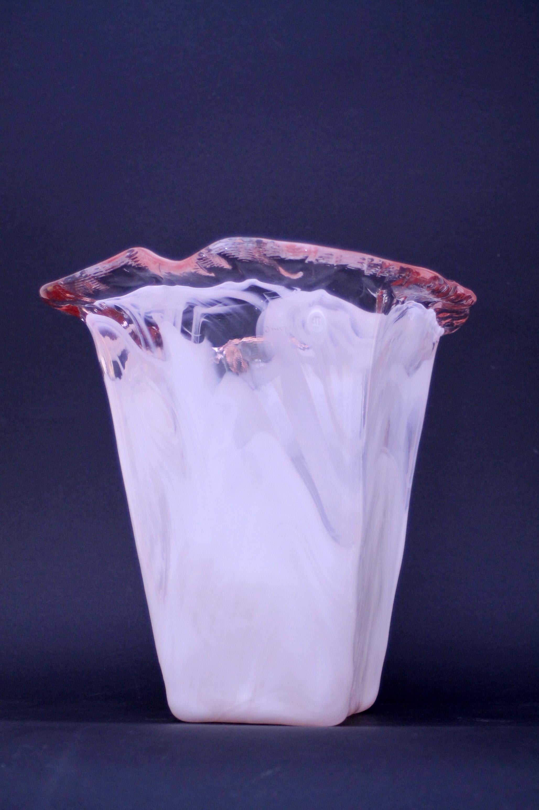 Fait main Vase original La MURRINA en verre de Murano (26hx25cm) Décoration rétro moderne du milieu du siècle dernier  en vente