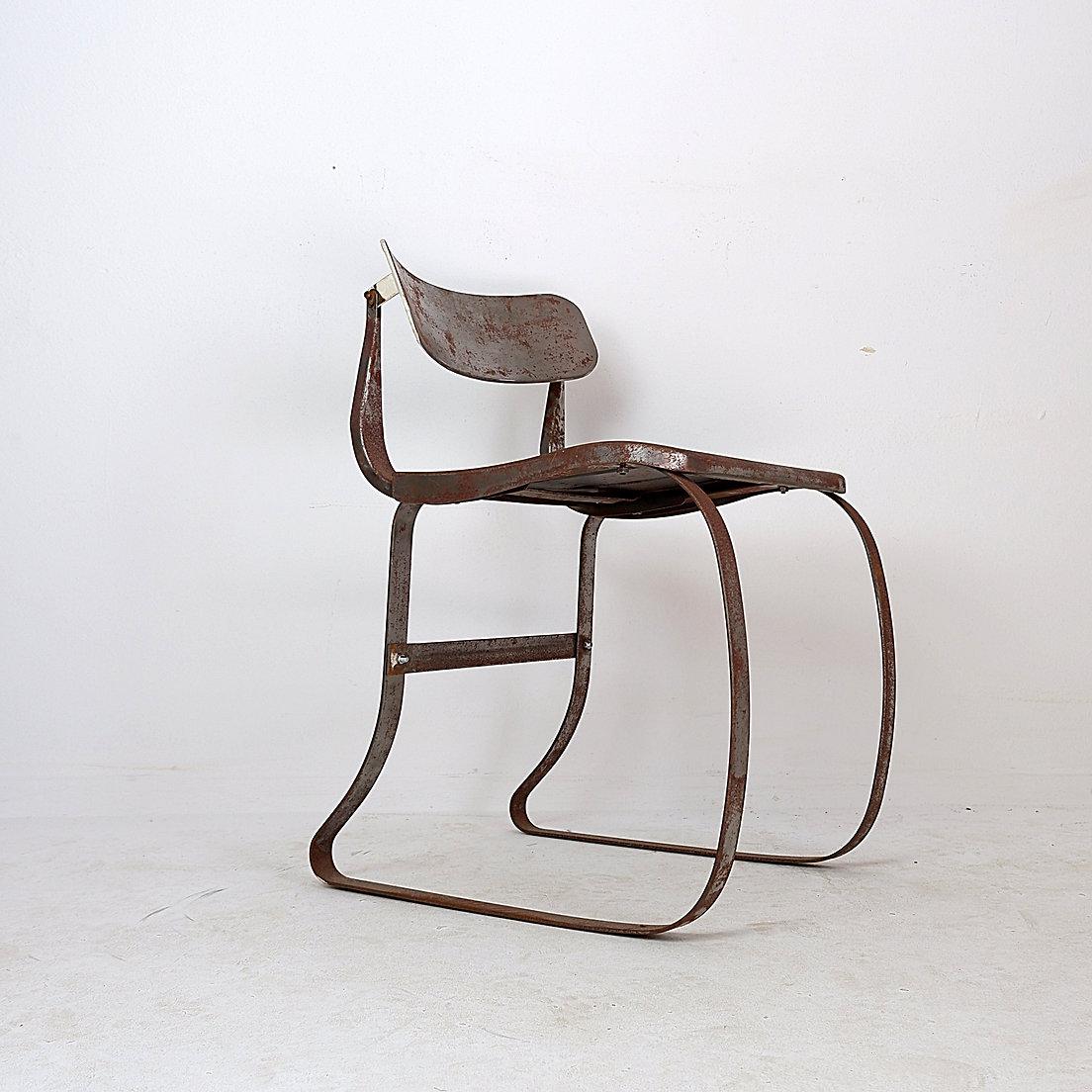 Chaise de santé industrielle originale de la fin des années 1930 en vente 3