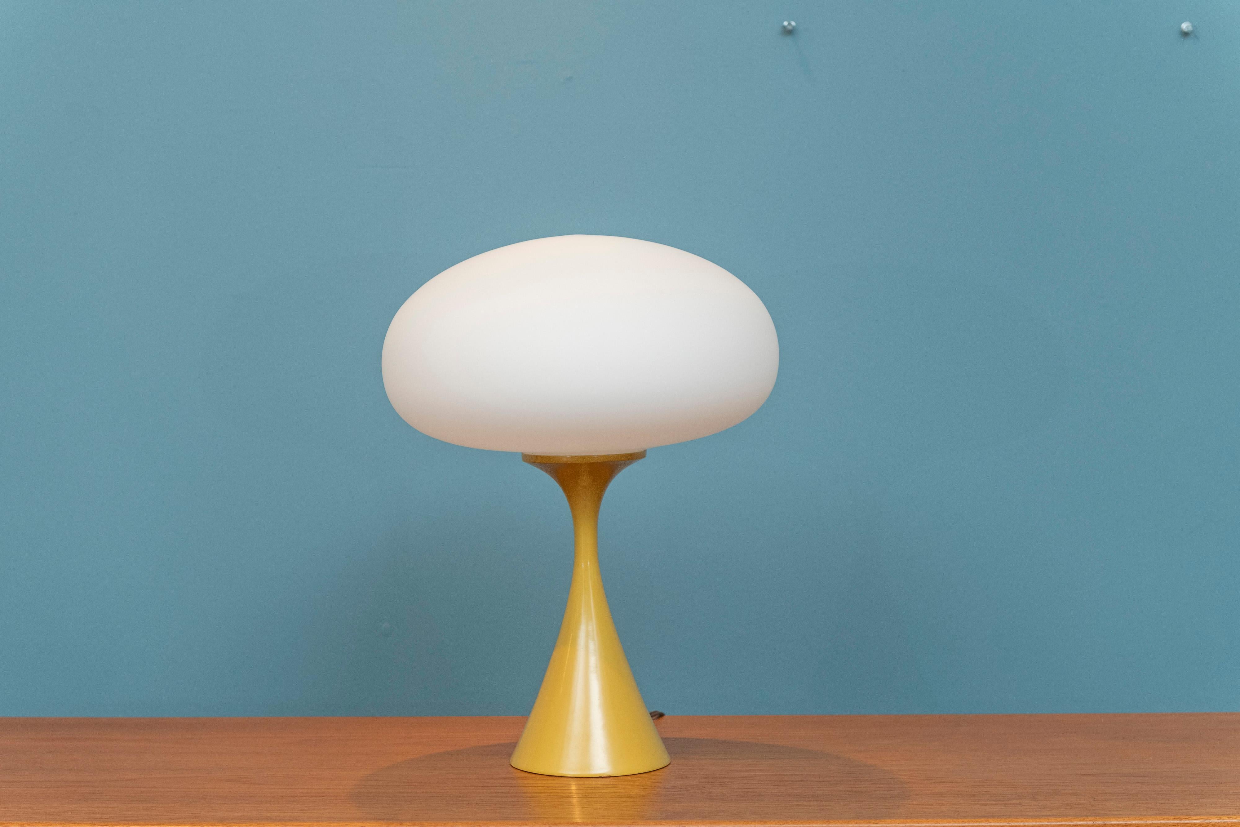 Américain Lampe champignon Laurel originale  en vente