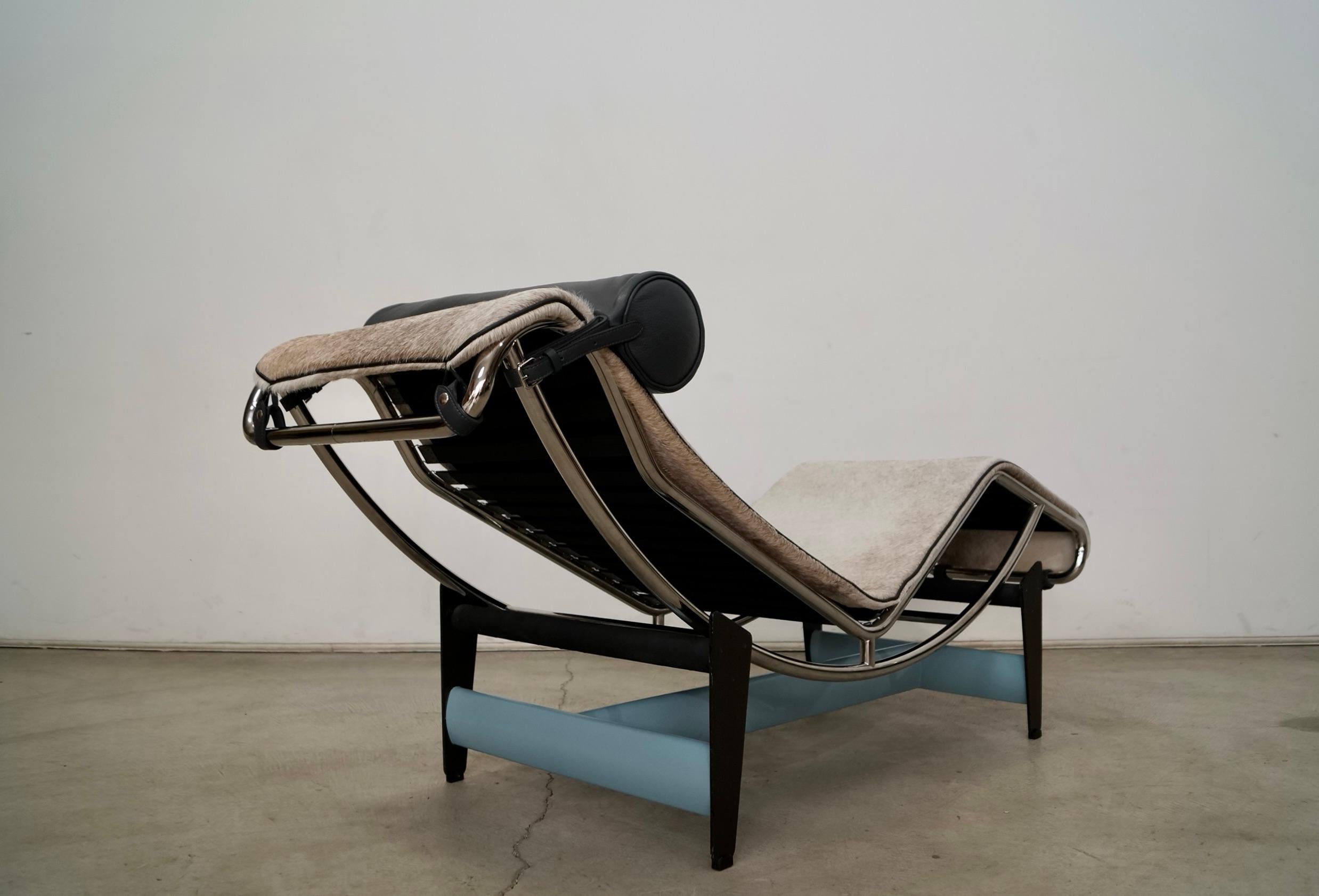 Original Le Corbusier LC4 Chaise Lounge Chair For Sale 4