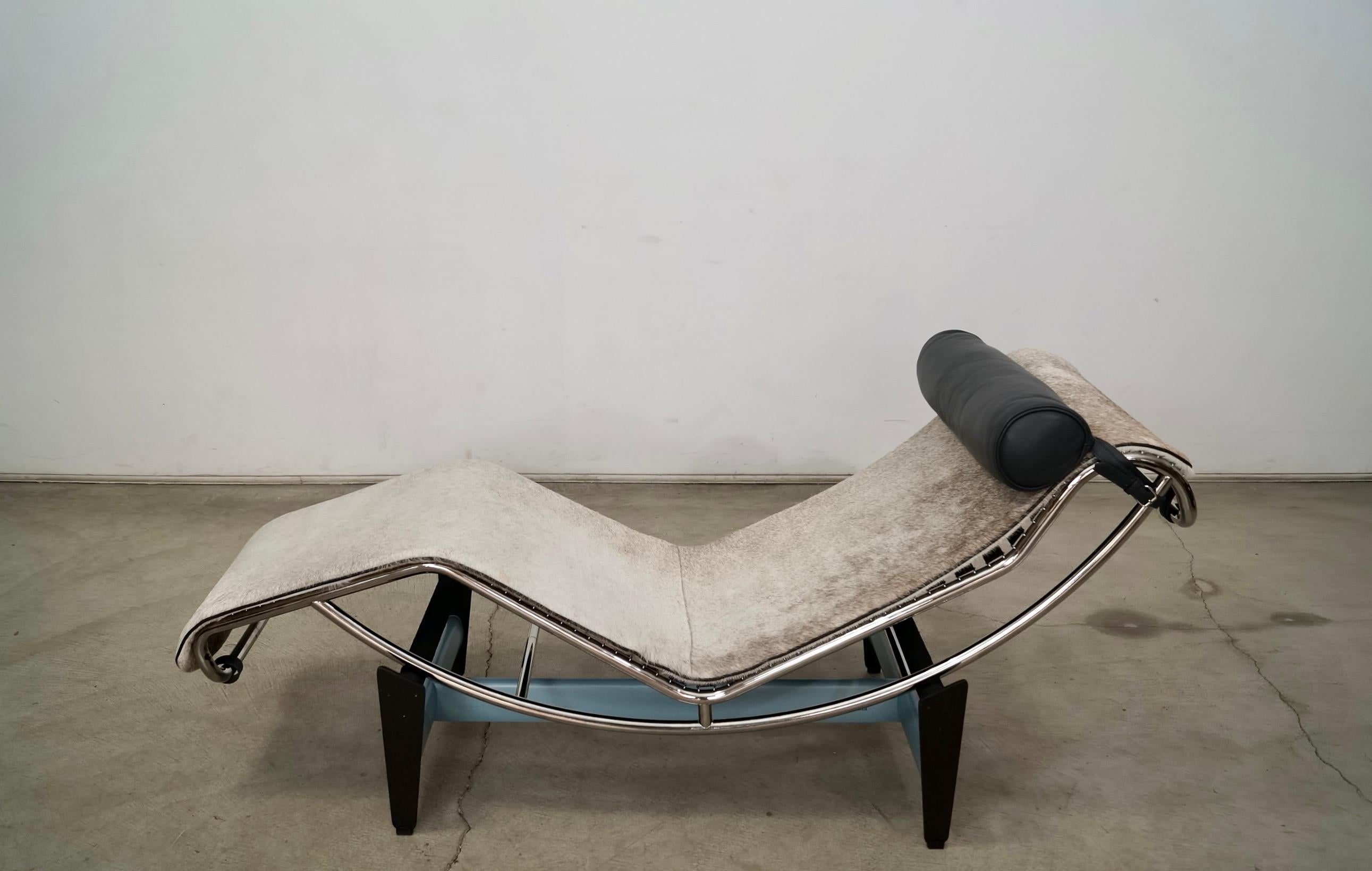 Bauhaus Original Le Corbusier LC4 Chaise Lounge Chair For Sale