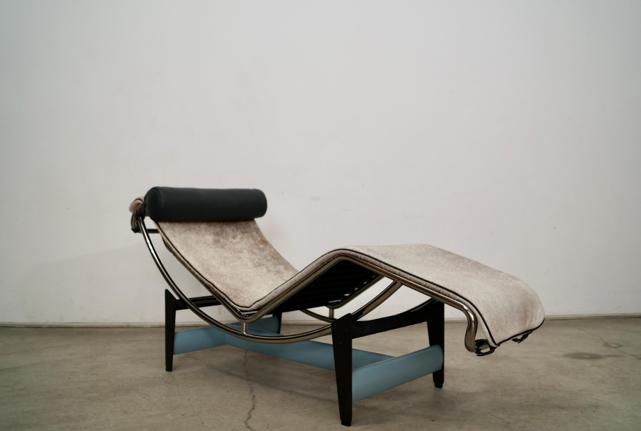 Original Le Corbusier LC4 Chaise Lounge Chair For Sale 1