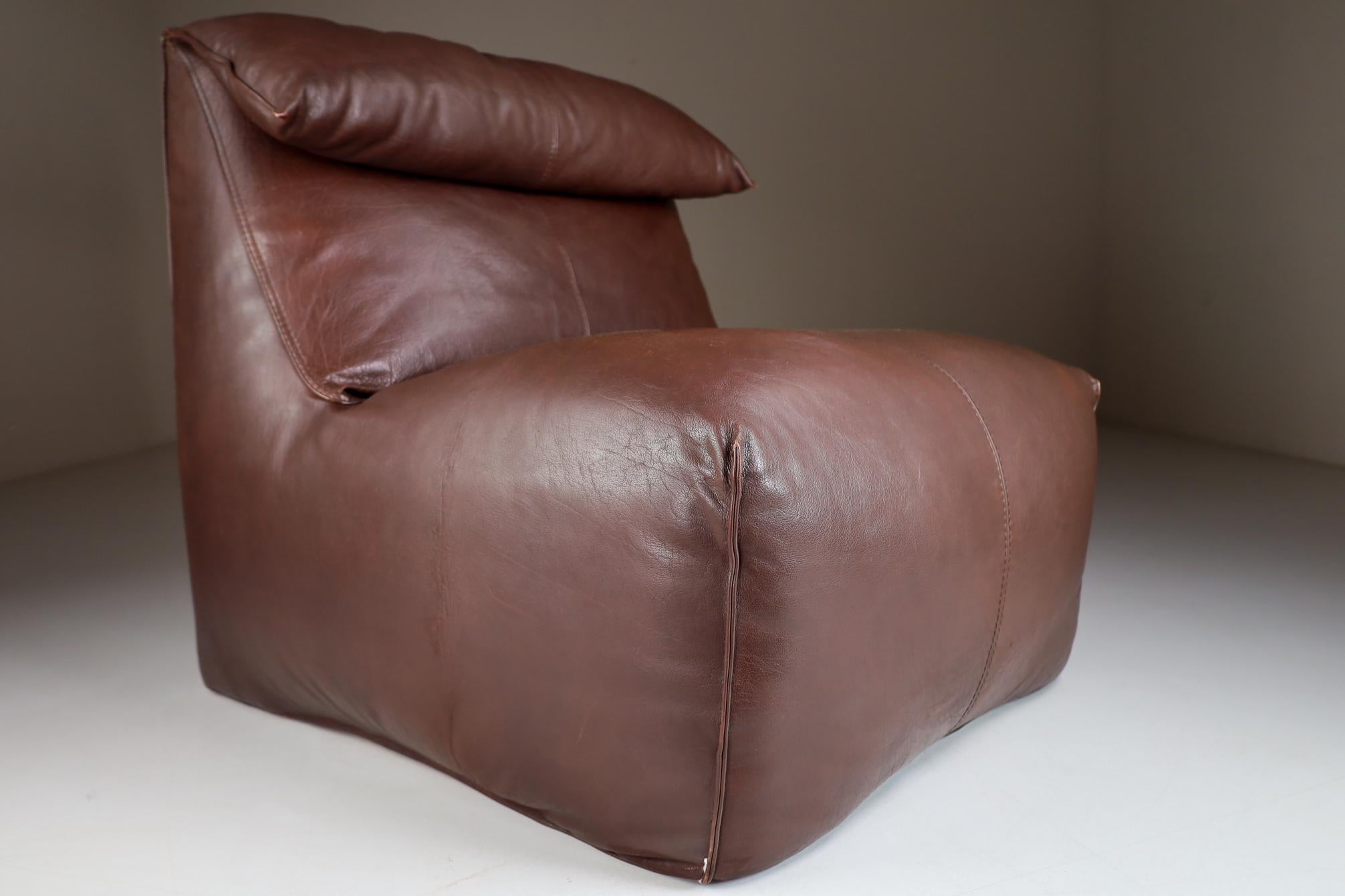 Original Leather Lounge Chair & Pouf Le Bambole by Mario Bellini for B&B Italia 9