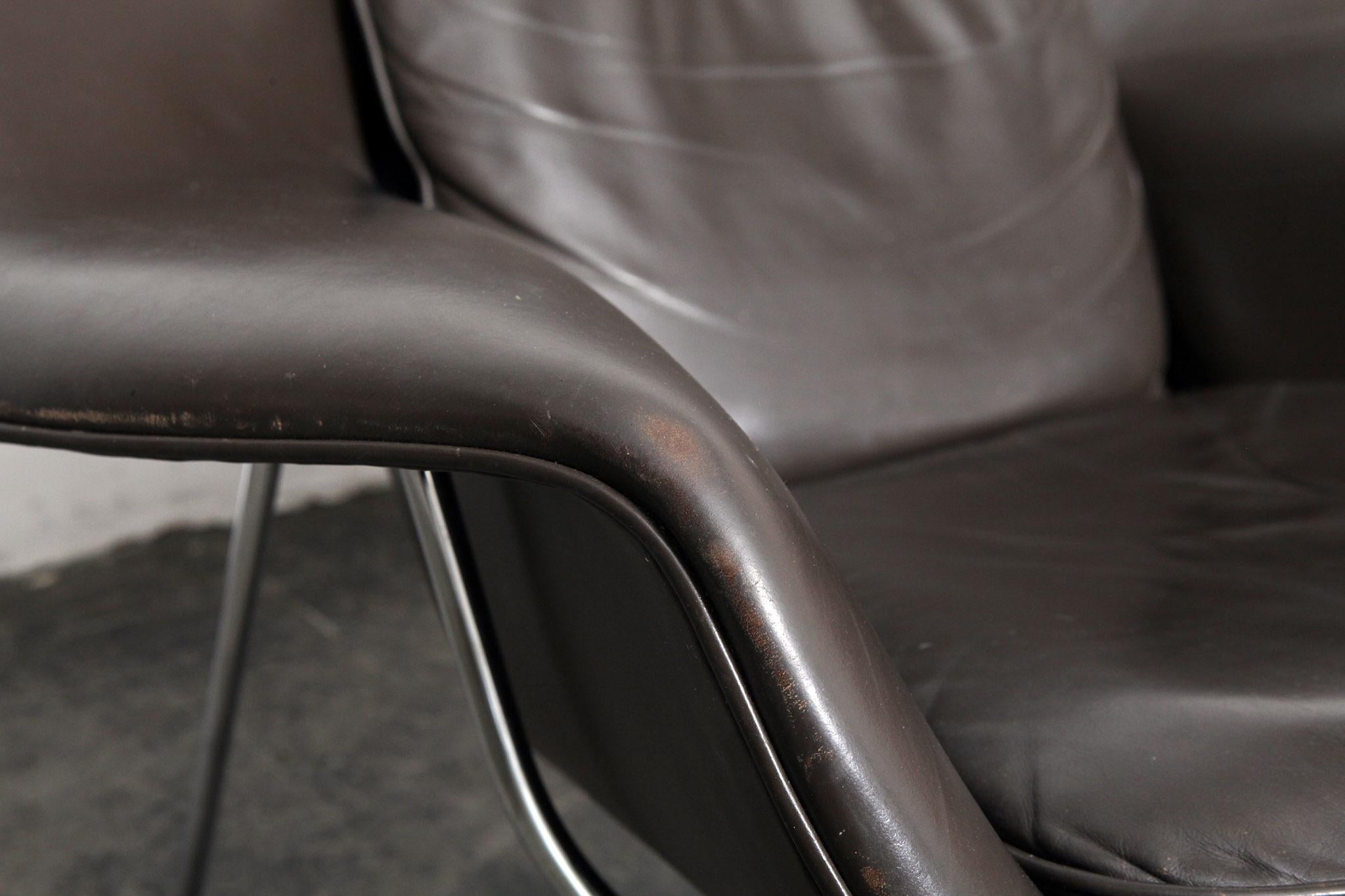 Contemporary Original Leather 'Womb' Chair by Eero Saarinen for Knoll