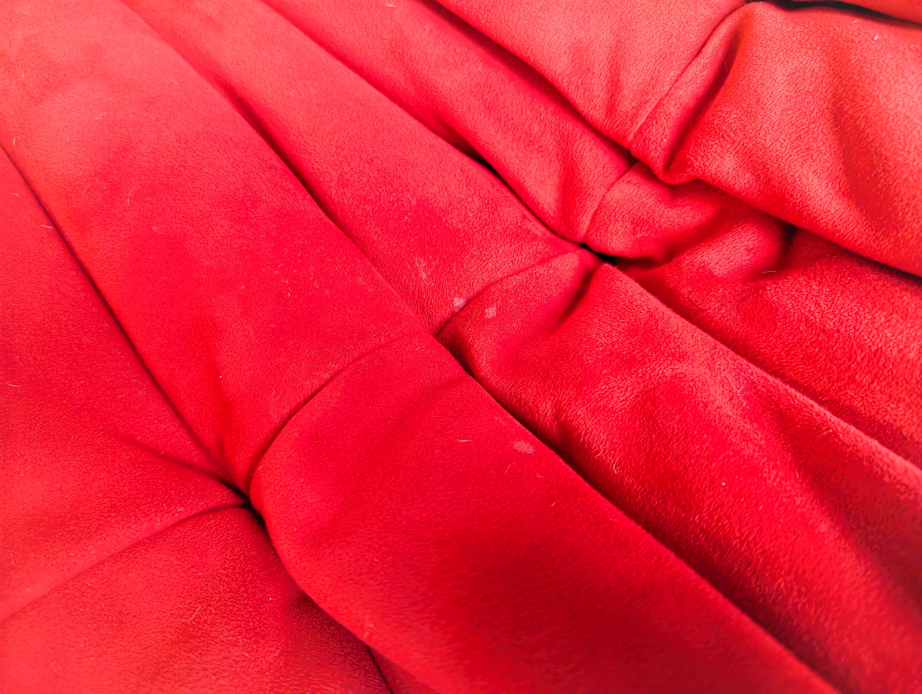 Original Ligne Roset Ecksofa Togo Couch Ducaroy Wildleder rot in vendita 3