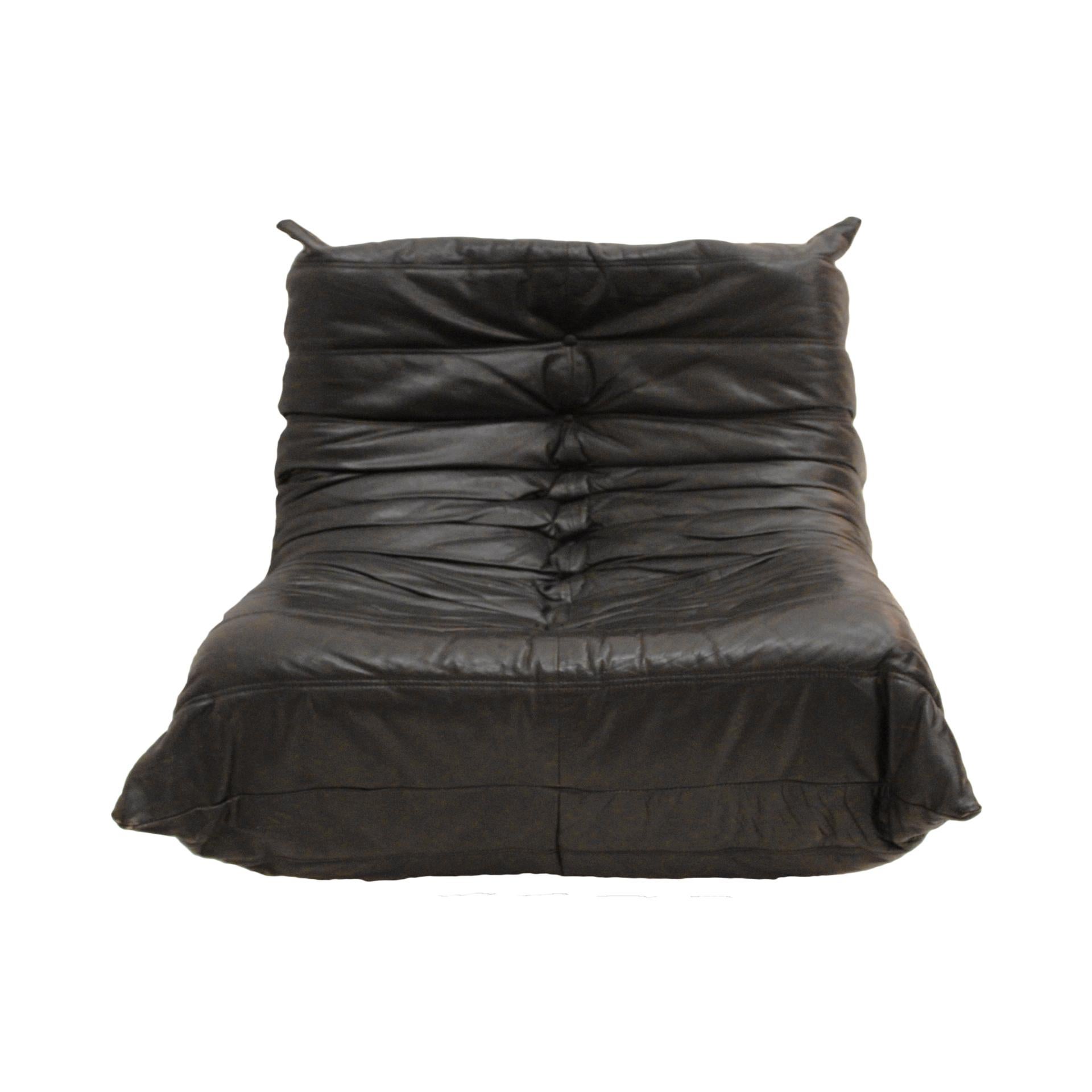 black togo chair