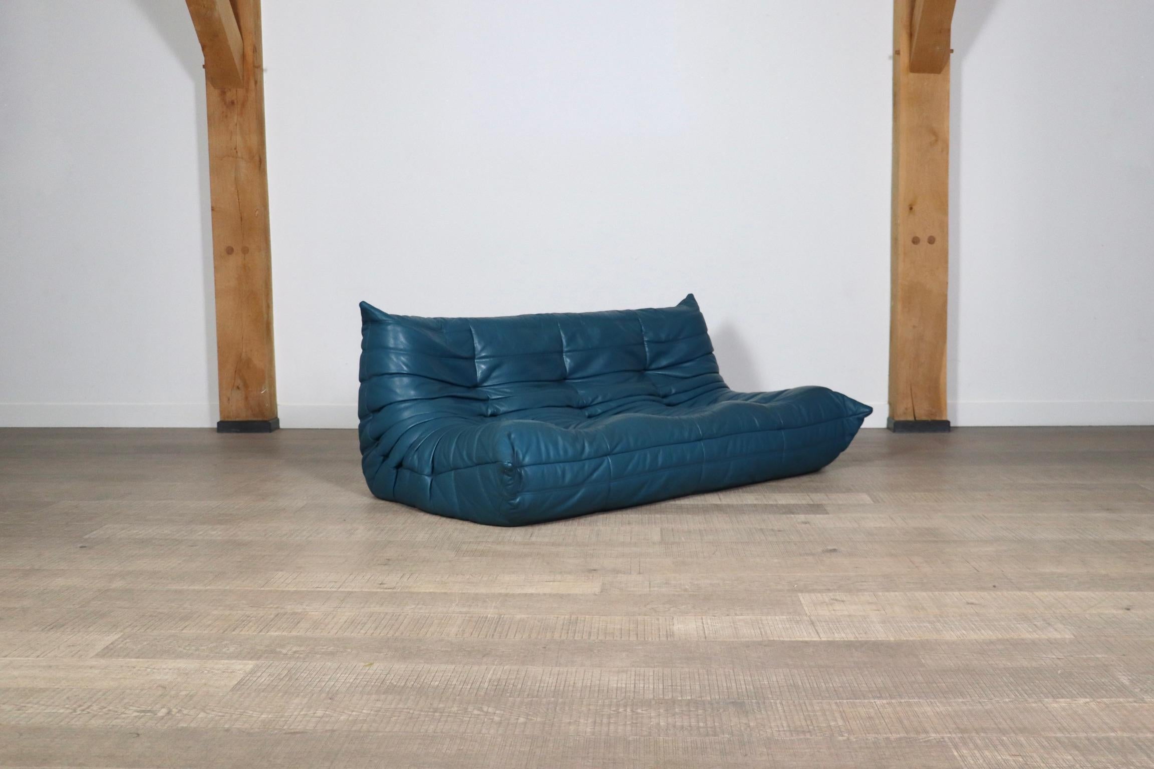 Original Ligne Roset Togo Sofa Set In Blue Leather By Michel Ducaroy, 1970s 4