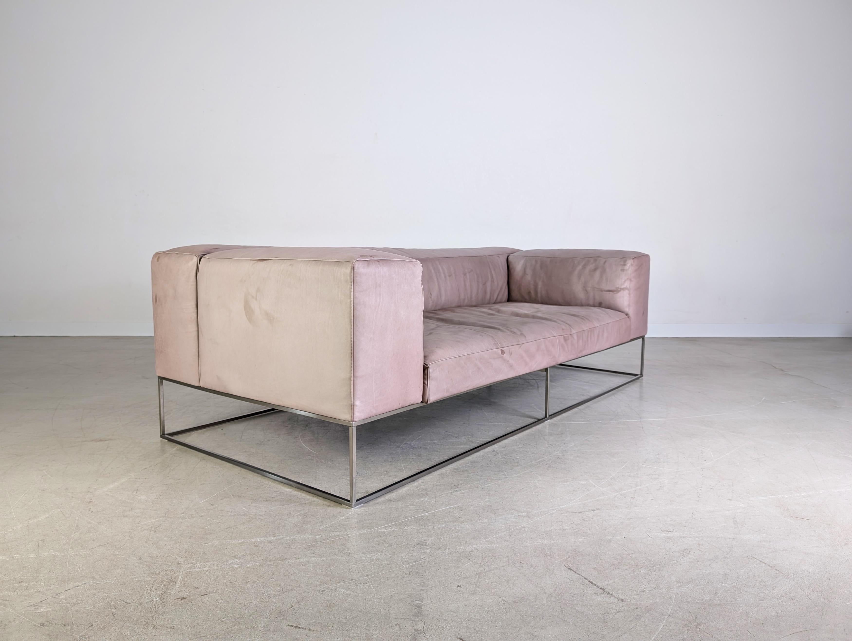 Italian Original Living Divani Ile Cube Leder Sofa Couch Zweisitzer Design For Sale